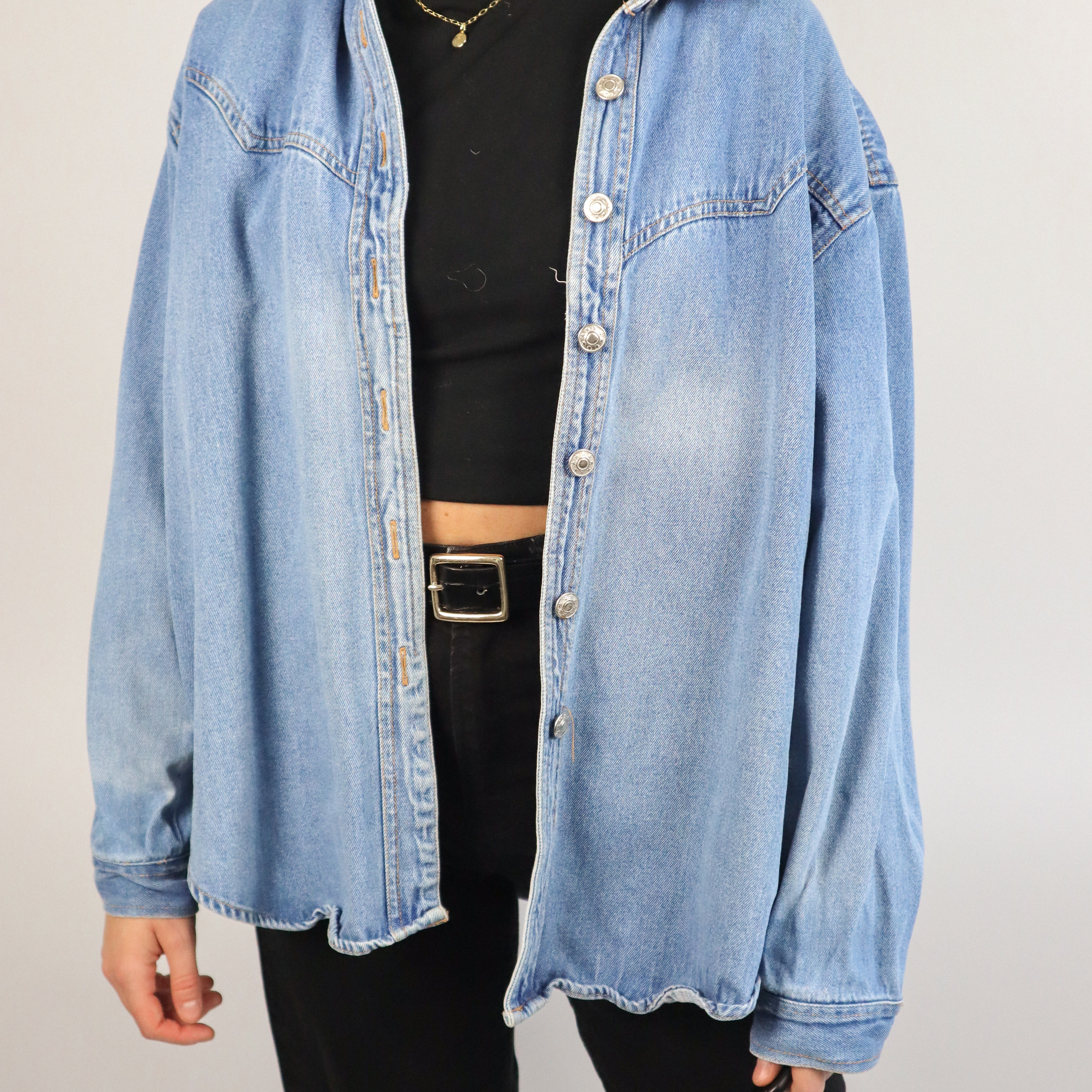 Vintage x Denim Button Up (M/L)