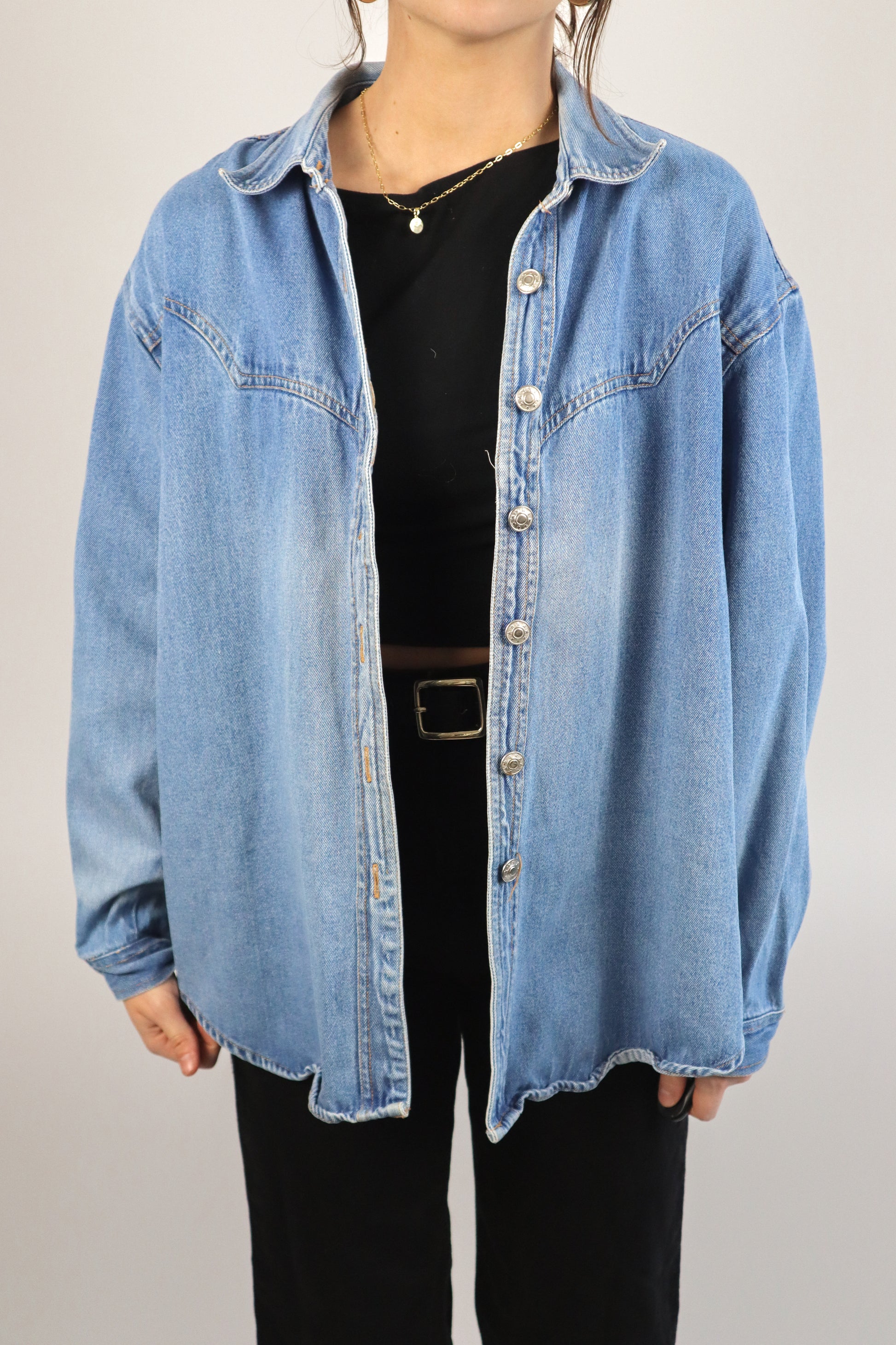 Vintage x Denim Button Up (M/L)