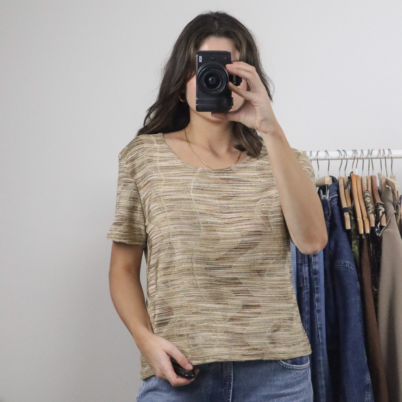 Made in Canada x Vintage x Textured T-Shirt (L)