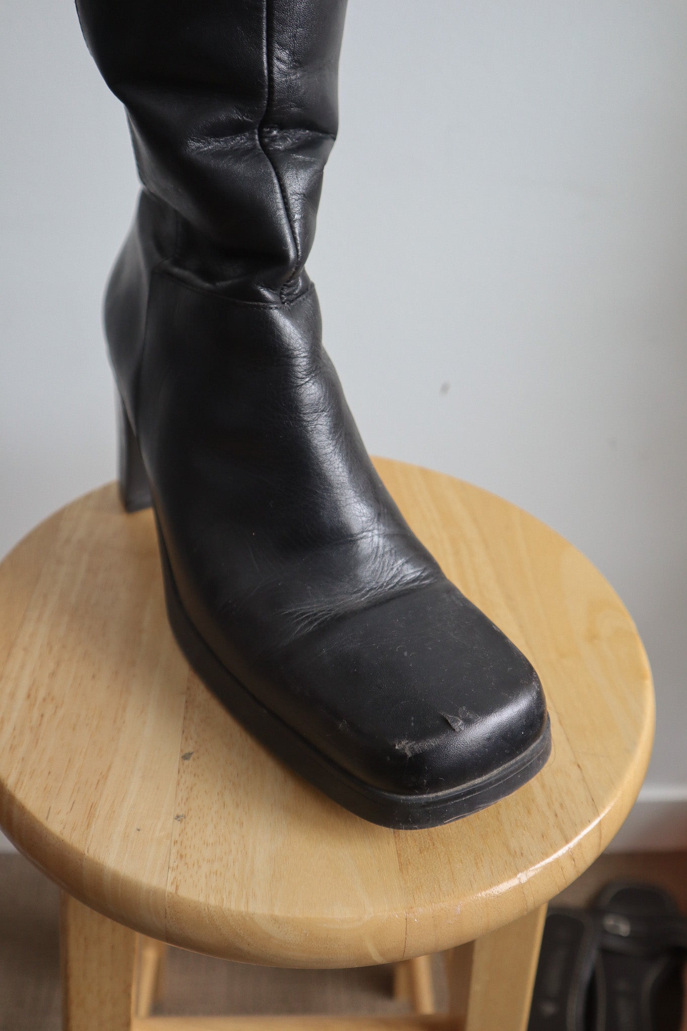 Vintage x Tommy Hilfiger x Leather Boots (10/10.5)