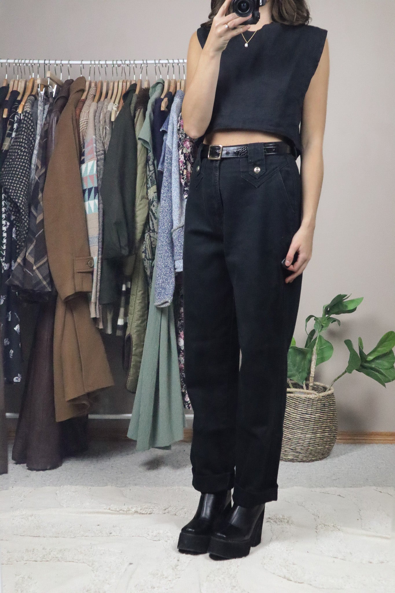 Vintage x Western Style Pleated Jeans (10)