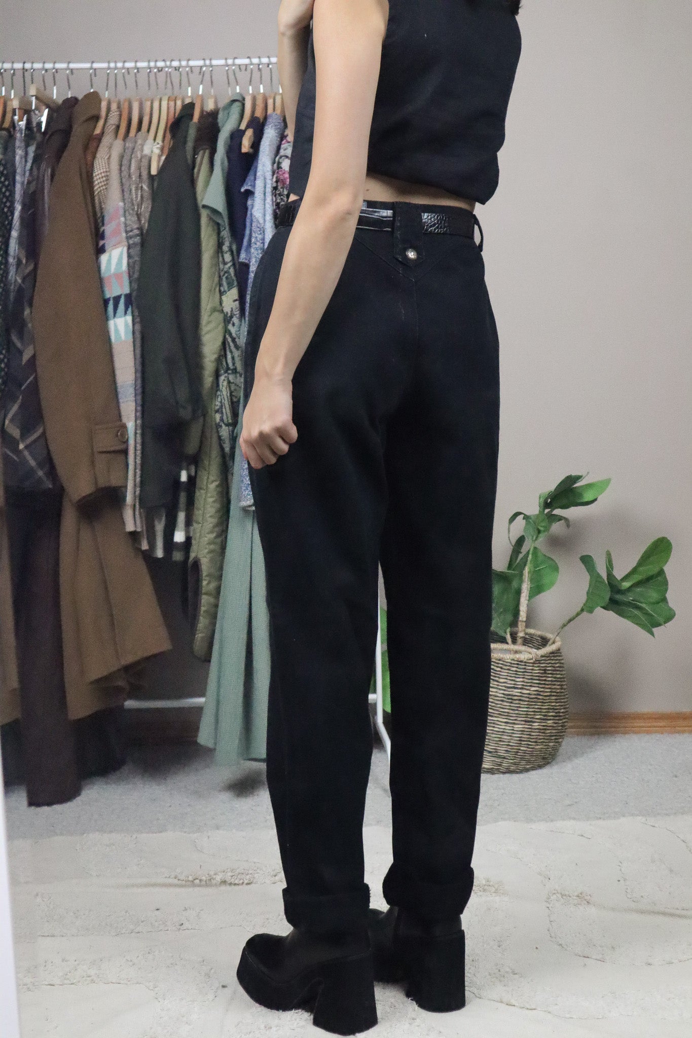Vintage x Western Style Pleated Jeans (10)