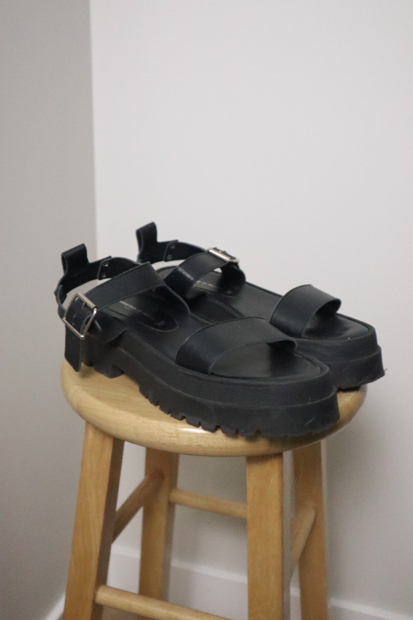 Made in Italy x Vintage x Leather Platform Sandals (9)