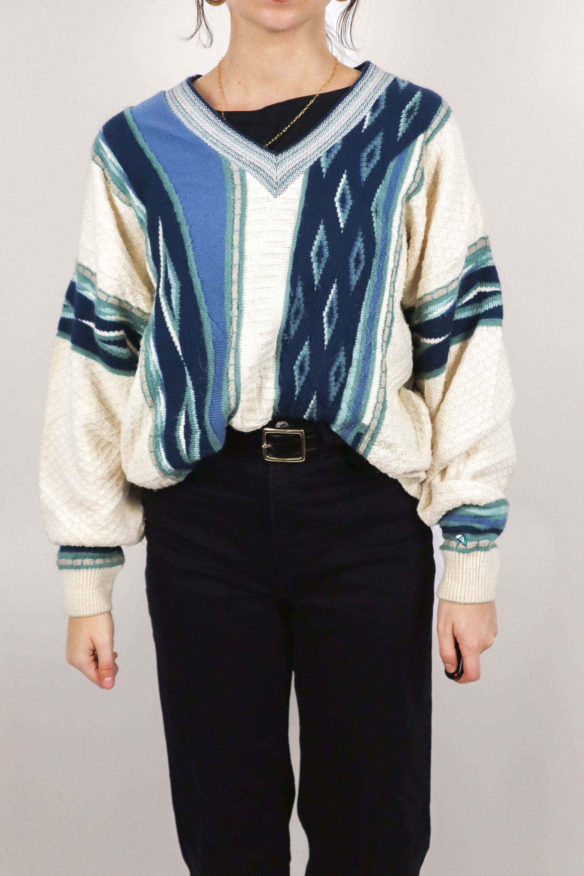 Vintage x Pattered V-Neck Sweater (M/L)