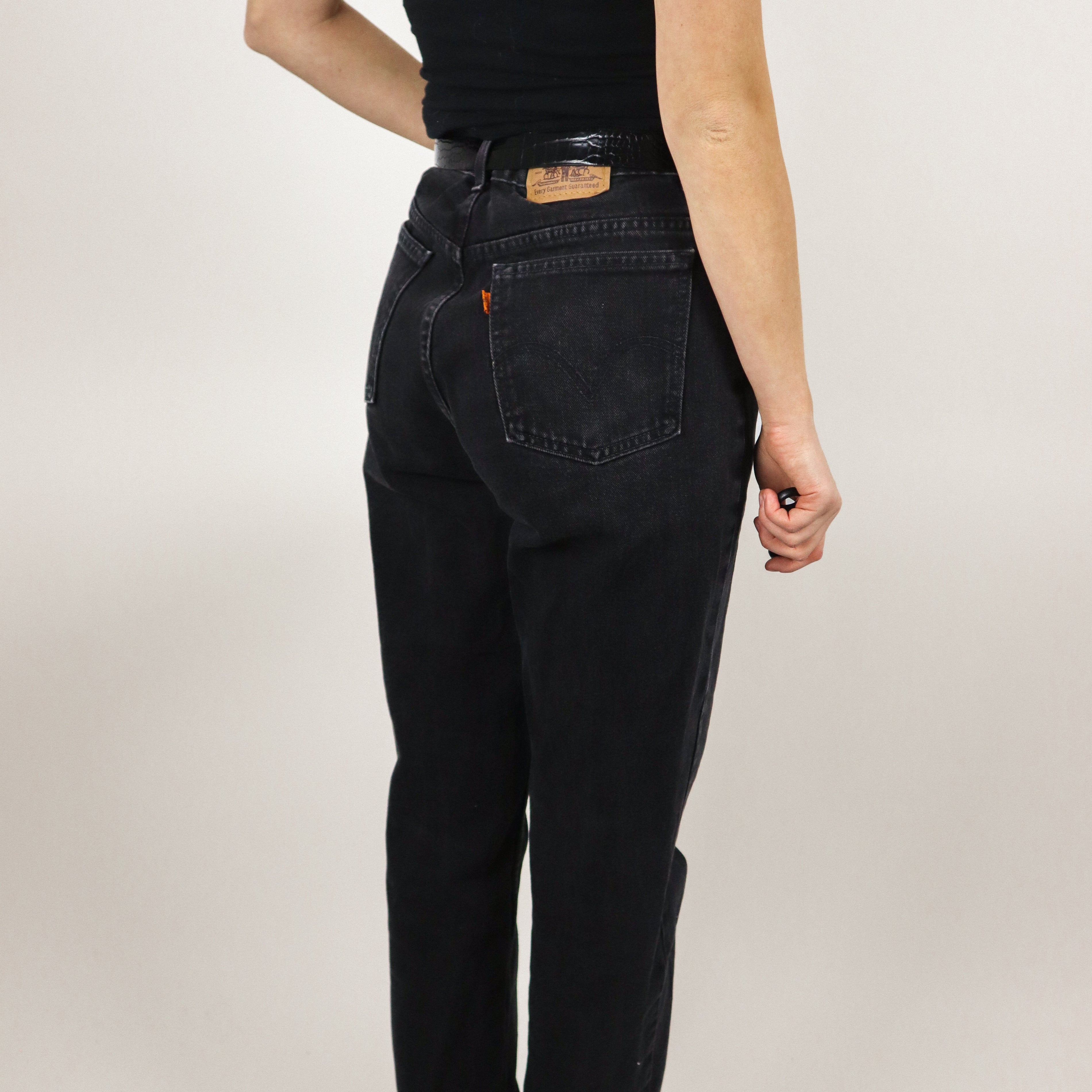 Made in Canada x Vintage x Orange Tab 619 Levi's (33)