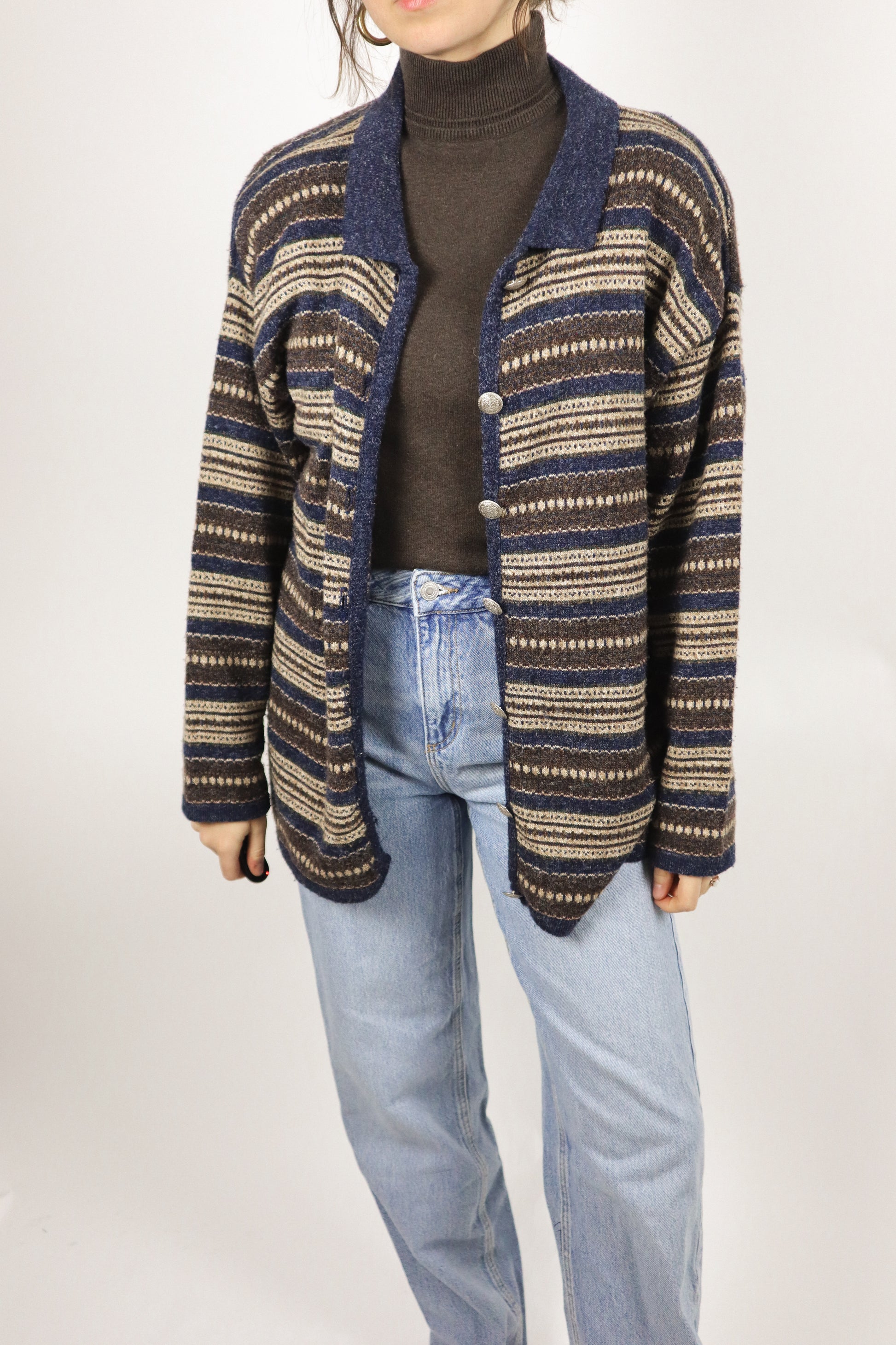 Made in Canada x Vintage x Collared Pattered Cardigan (M)