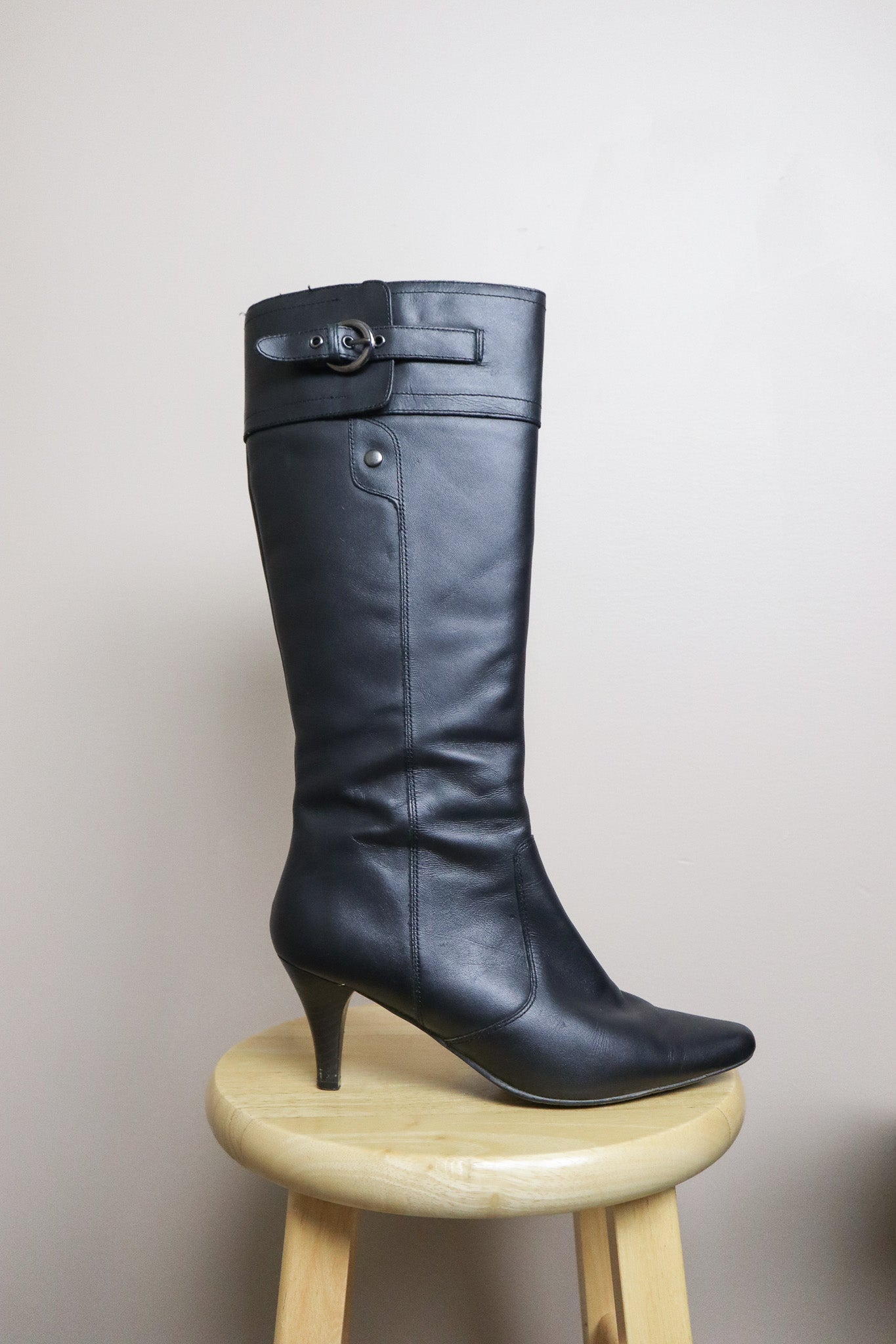 Vintage x Leather Boots (7.5/8)