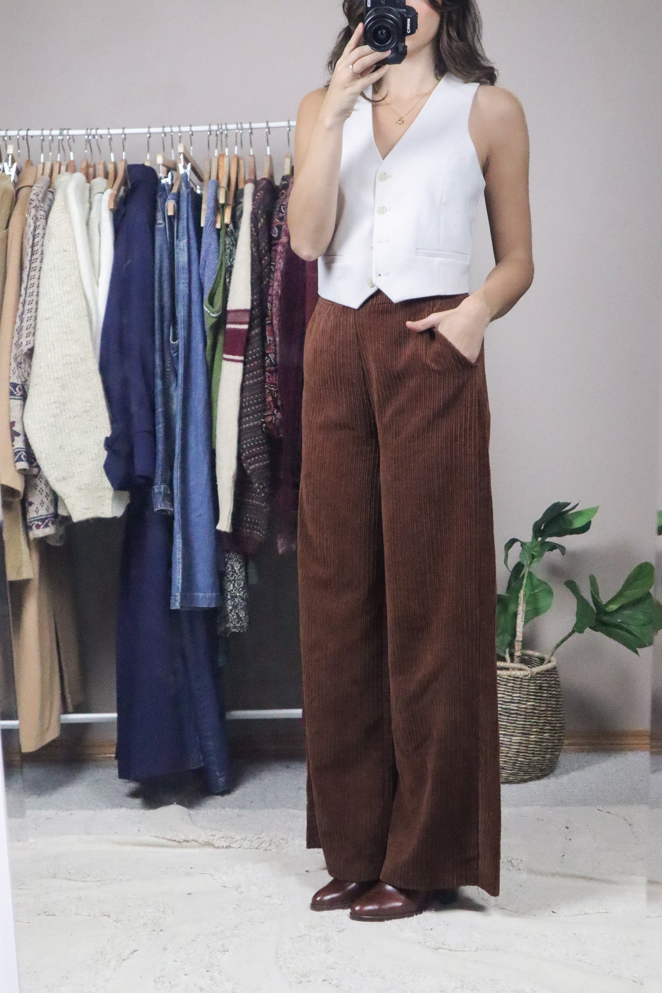 Modern x Corduroy Wide-Leg Pant (4/6)