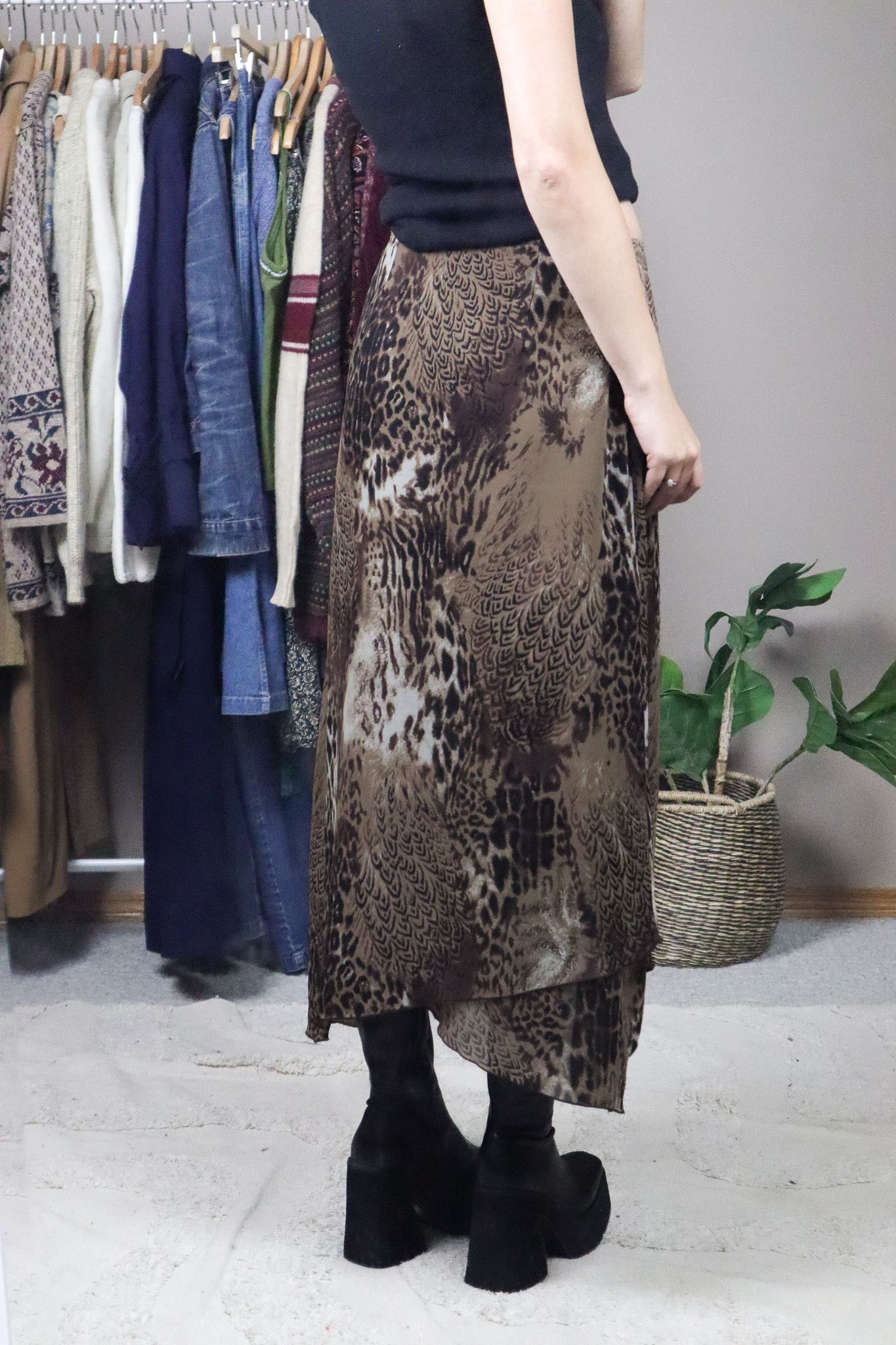 Made in Canada x Vintage x Animal Print Maxi Skirt (4-8)