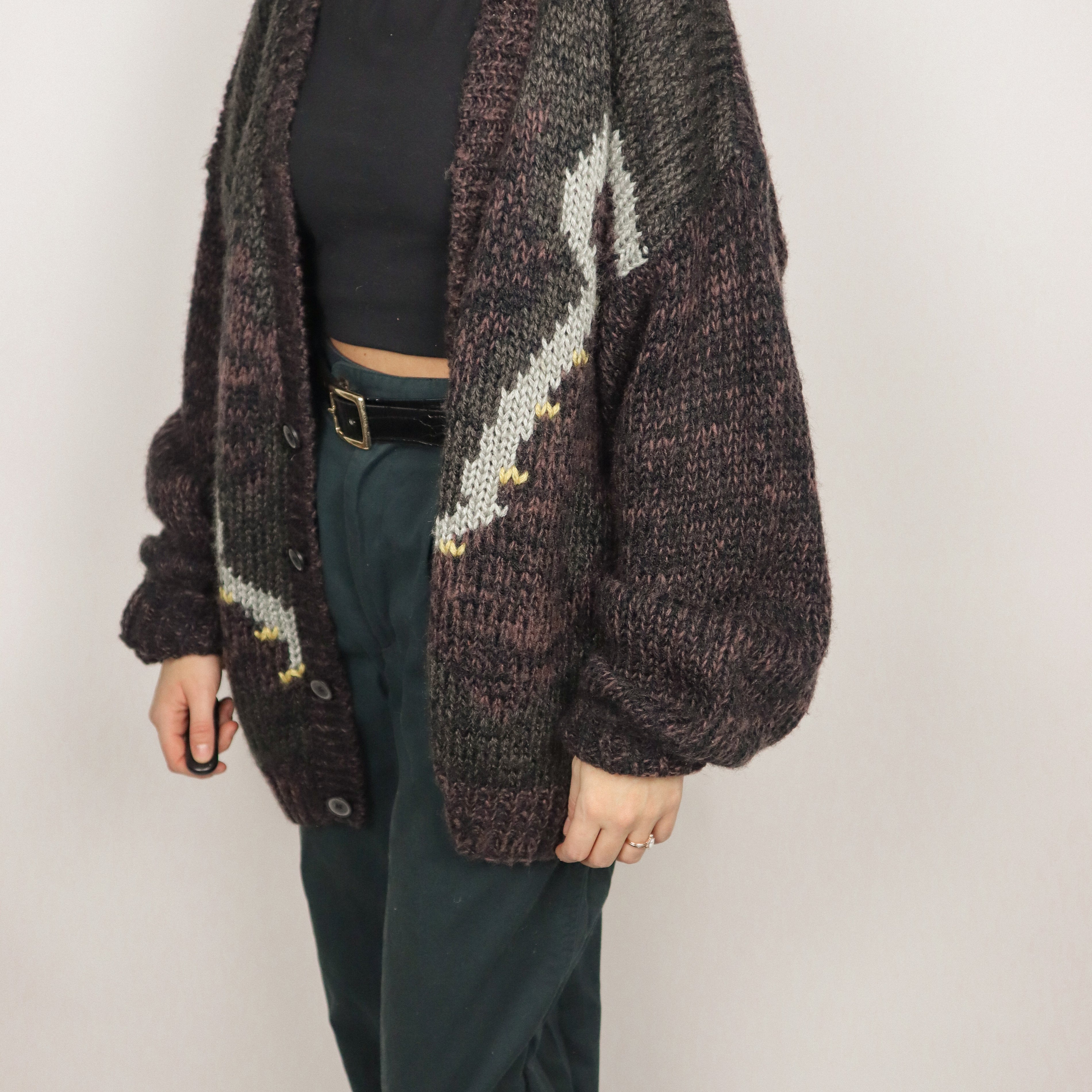 Made in Korea x Vintage x Chunky Knit Cardigan (M/L)