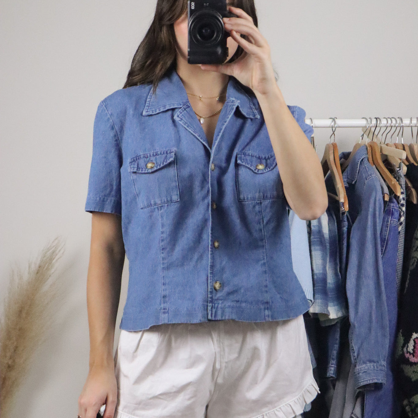 Made in Canada x Vintage x Short-Sleeve Denim Button Up (M)