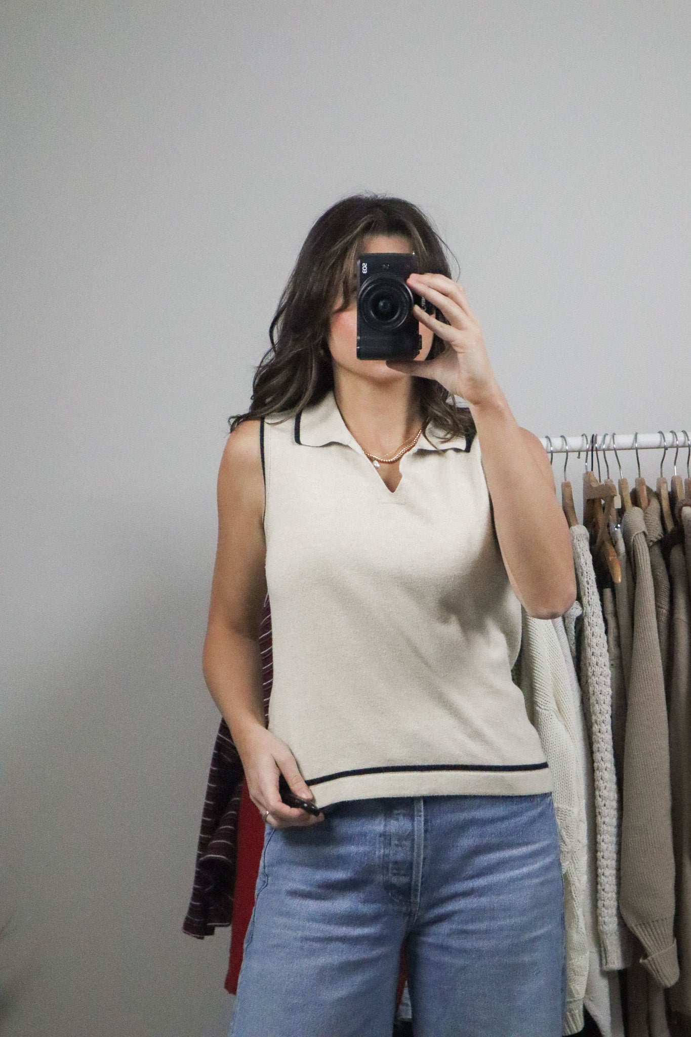 Made in Canada x Vintage x Collared Contrast Knit Tank (S)