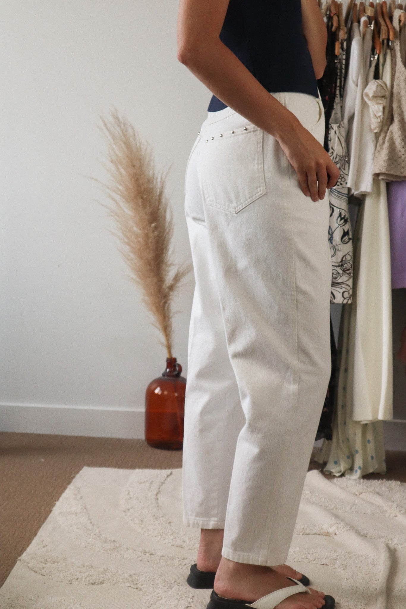 Vintage x Studded Jeans (4)
