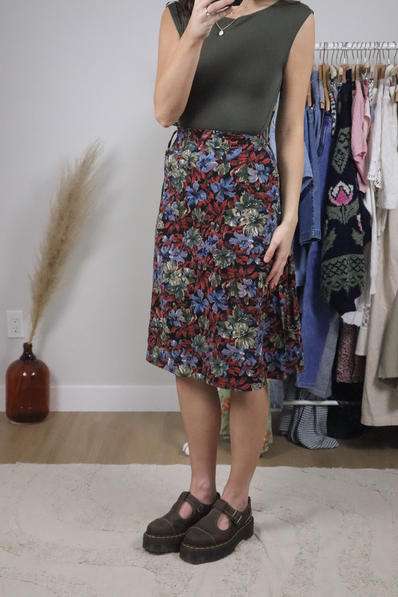 Made in Canada x Vintage x Wrap Floral Midi Skirt (XXS)