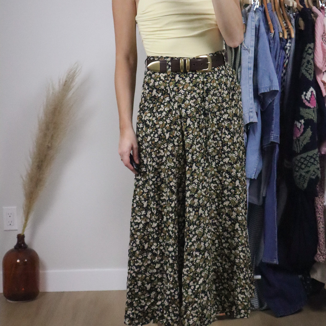 Made in Canada x Vintage x Floral Button Maxi Skirt (4/6)