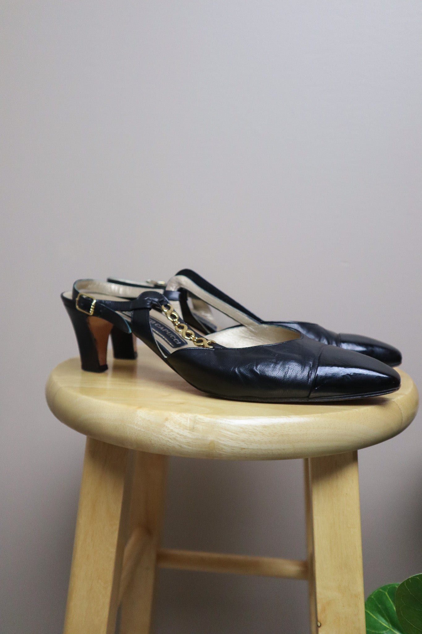 Made in Italy x Vintage x Leather Sling-Backs (8.5/9)