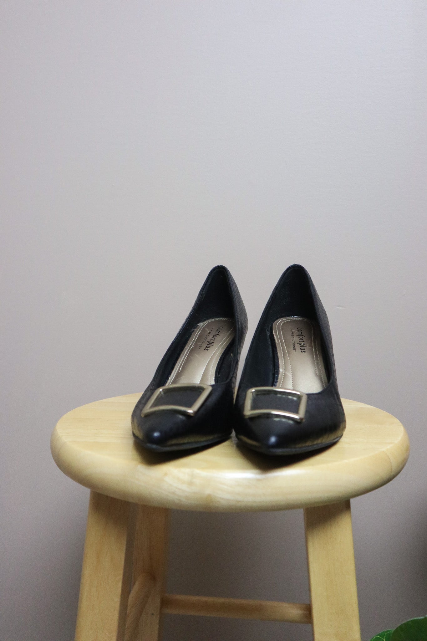 Vintage x Leather Buckle Pumps (6/6.5)