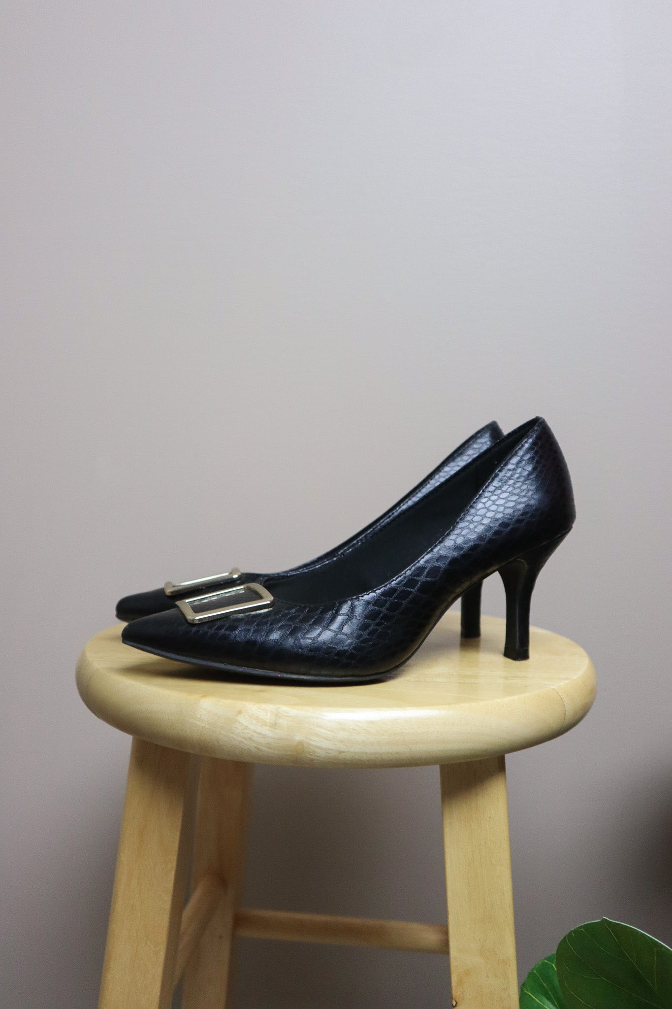 Vintage x Leather Buckle Pumps (6/6.5)
