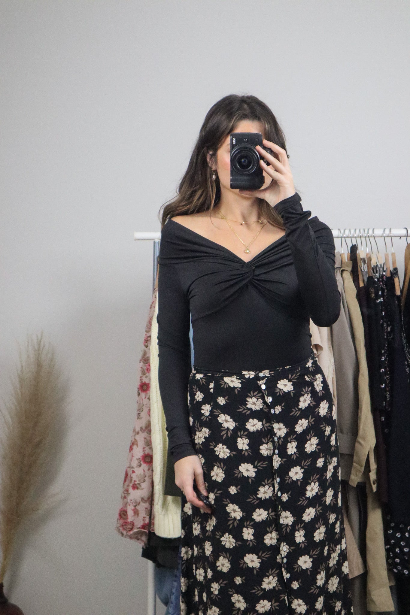 Modern x Off-Shoulder Long Sleeve Top (S)