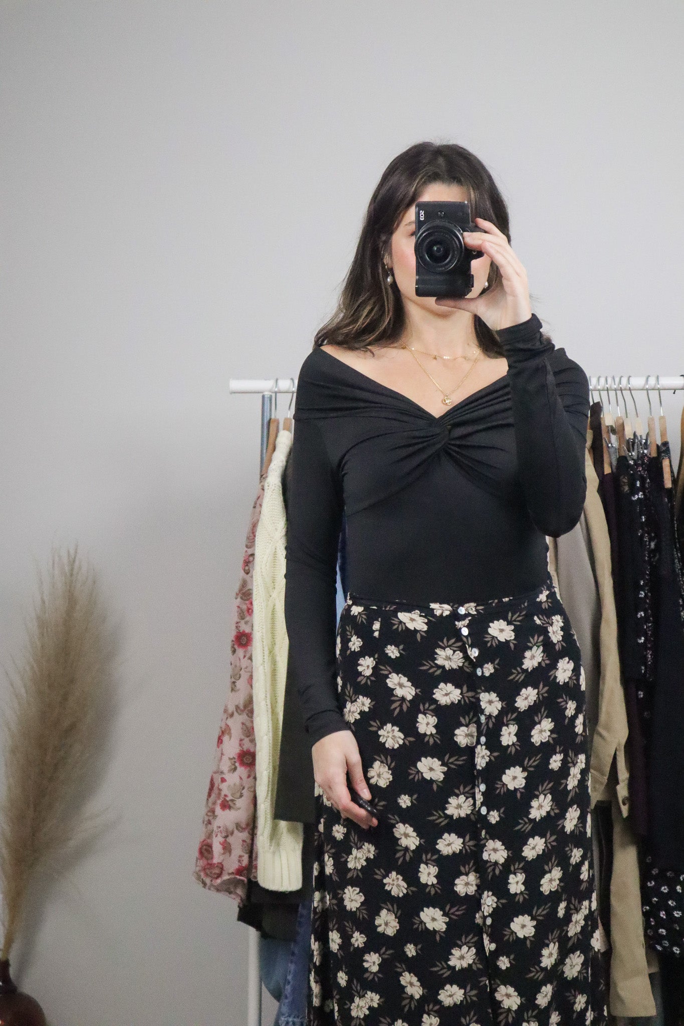 Modern x Off-Shoulder Long Sleeve Top (S)
