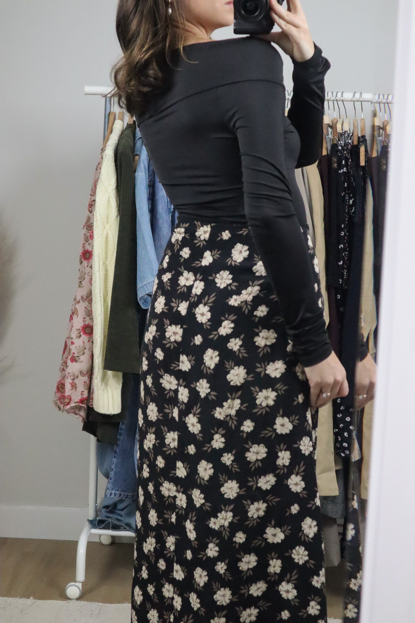 Modern x Off-Shoulder Long Sleeve Top (S)