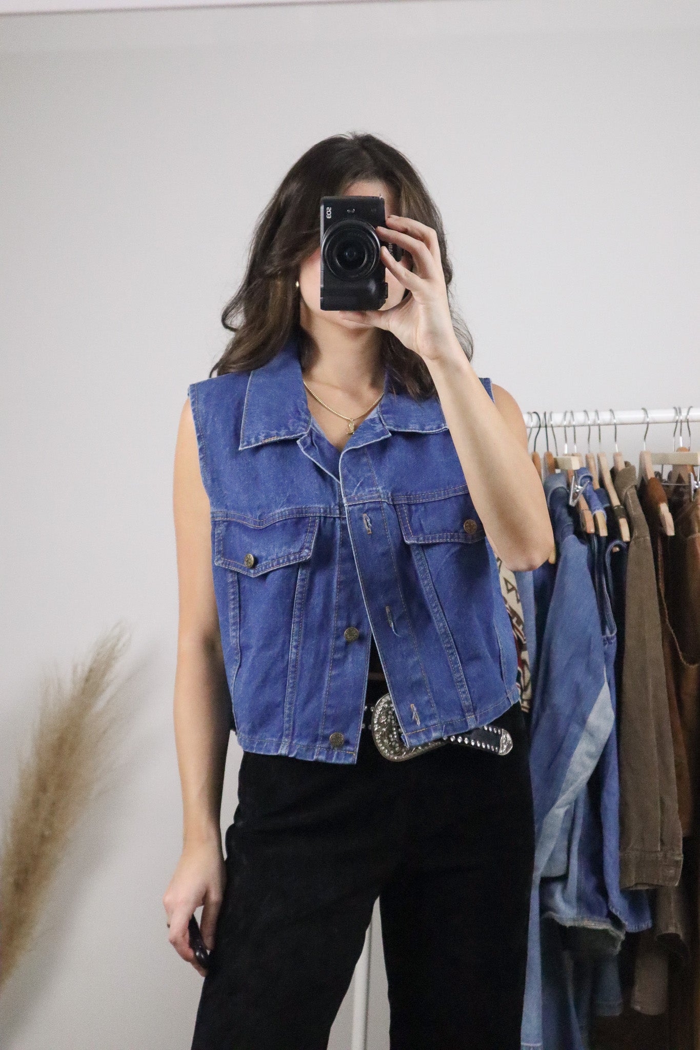 Made in USA x Vintage x Denim Cropped Vest (M/L)