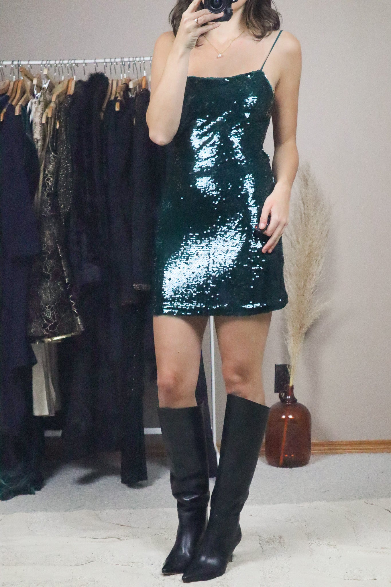 Modern x Open Back Sequence Mini Dress (S)