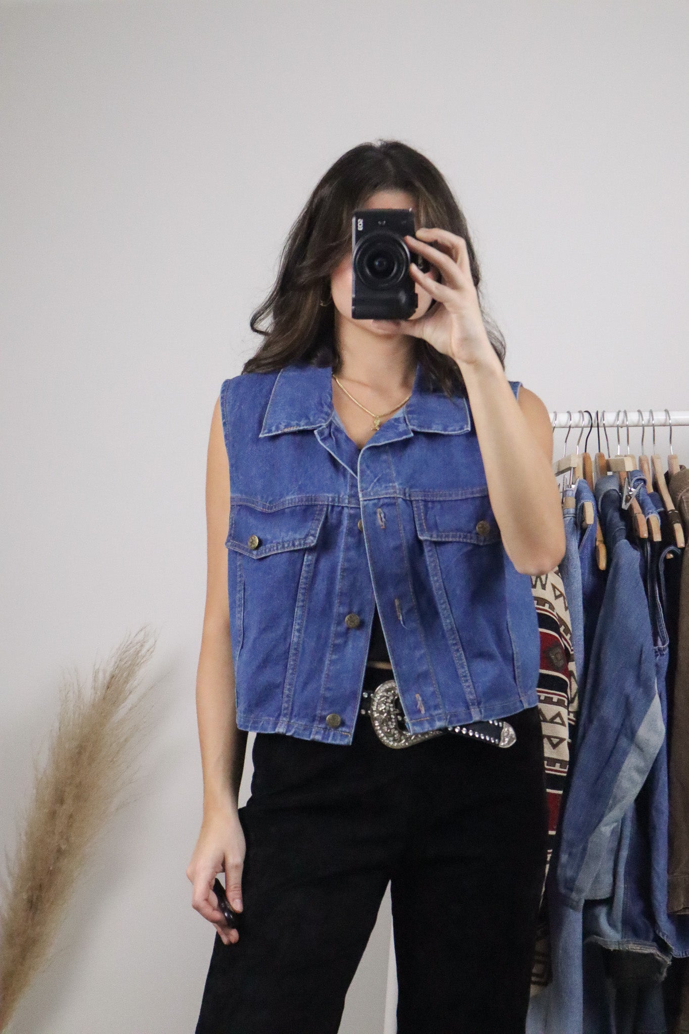 Made in USA x Vintage x Denim Cropped Vest (M/L)