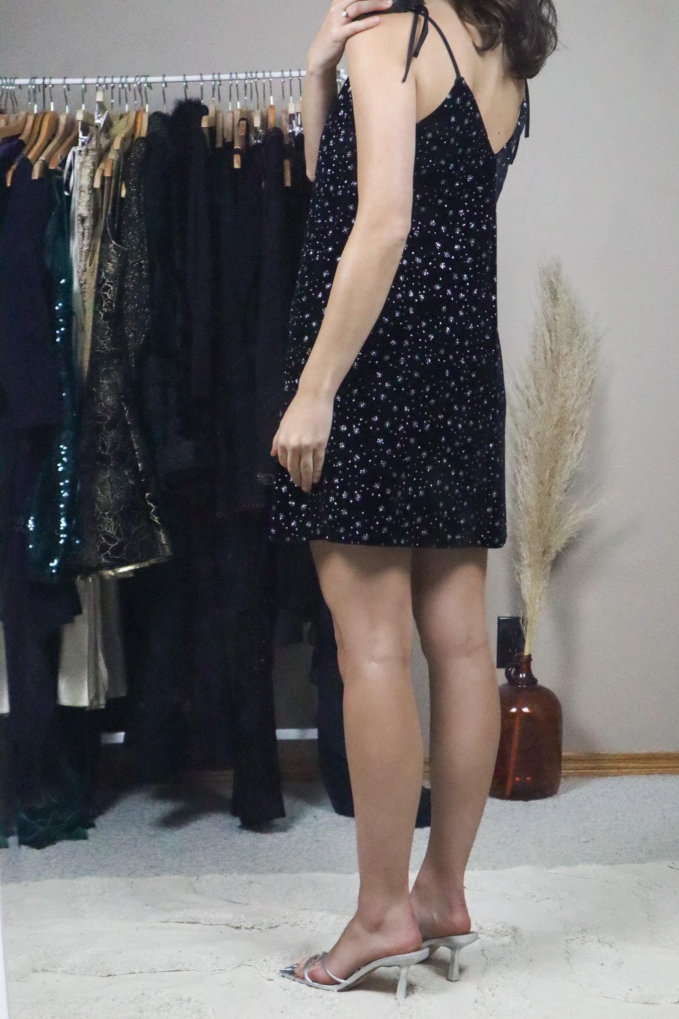 Modern x Velvet Snowflake Mini Dress (6)