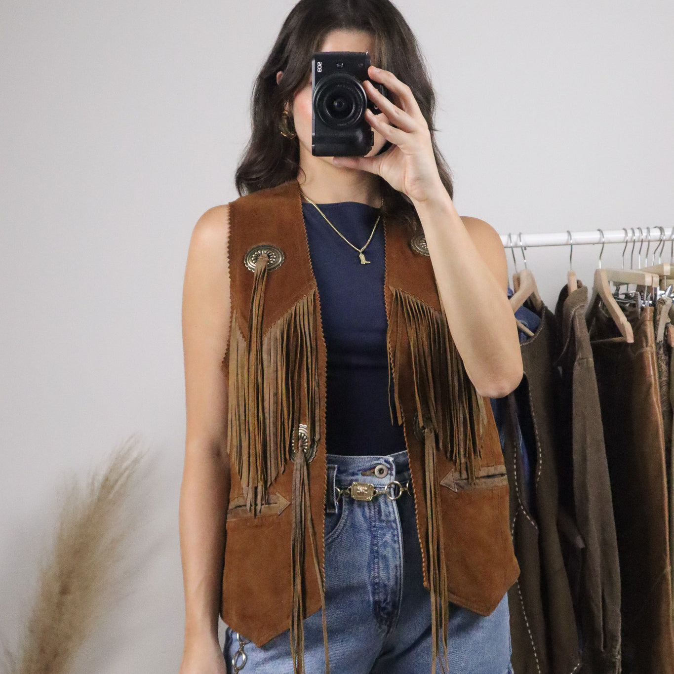 Made in Canada x Vintage x Fringe Suede Vest (M-L)