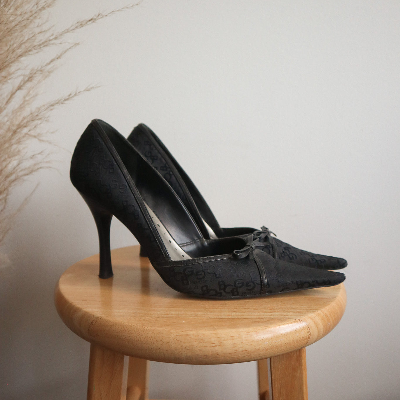 Vintage x Leather Bow Heels (8)