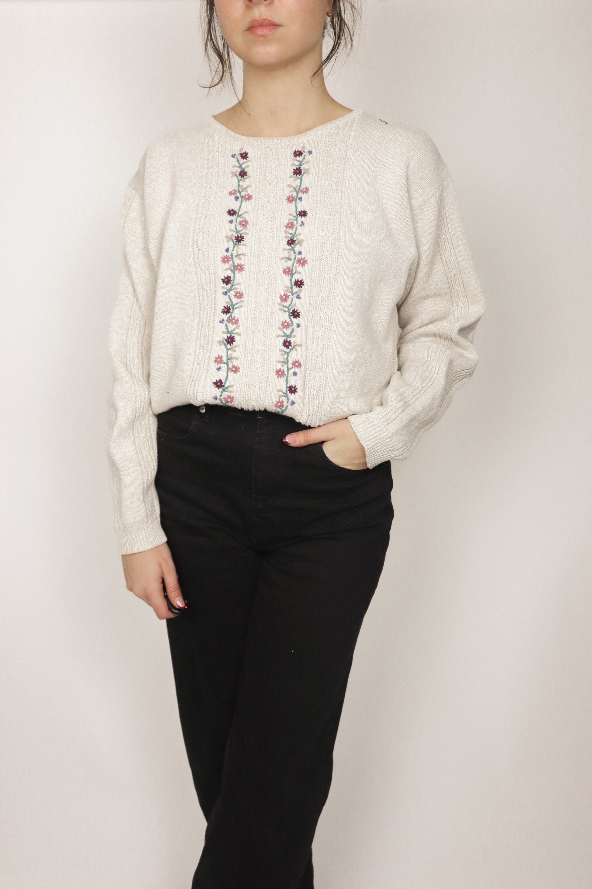 Vintage x Embroidered Knit (S/M)