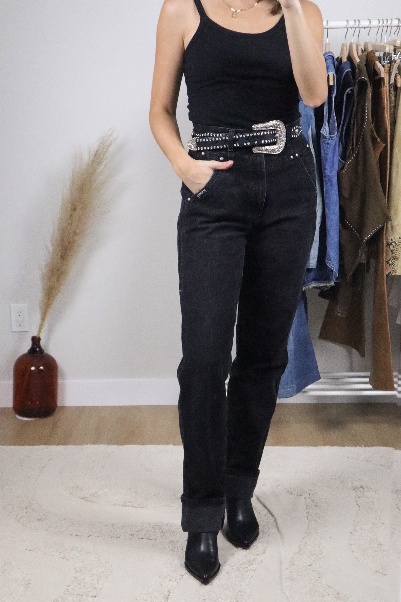 Vintage x Western Rockies Jeans (2/4)