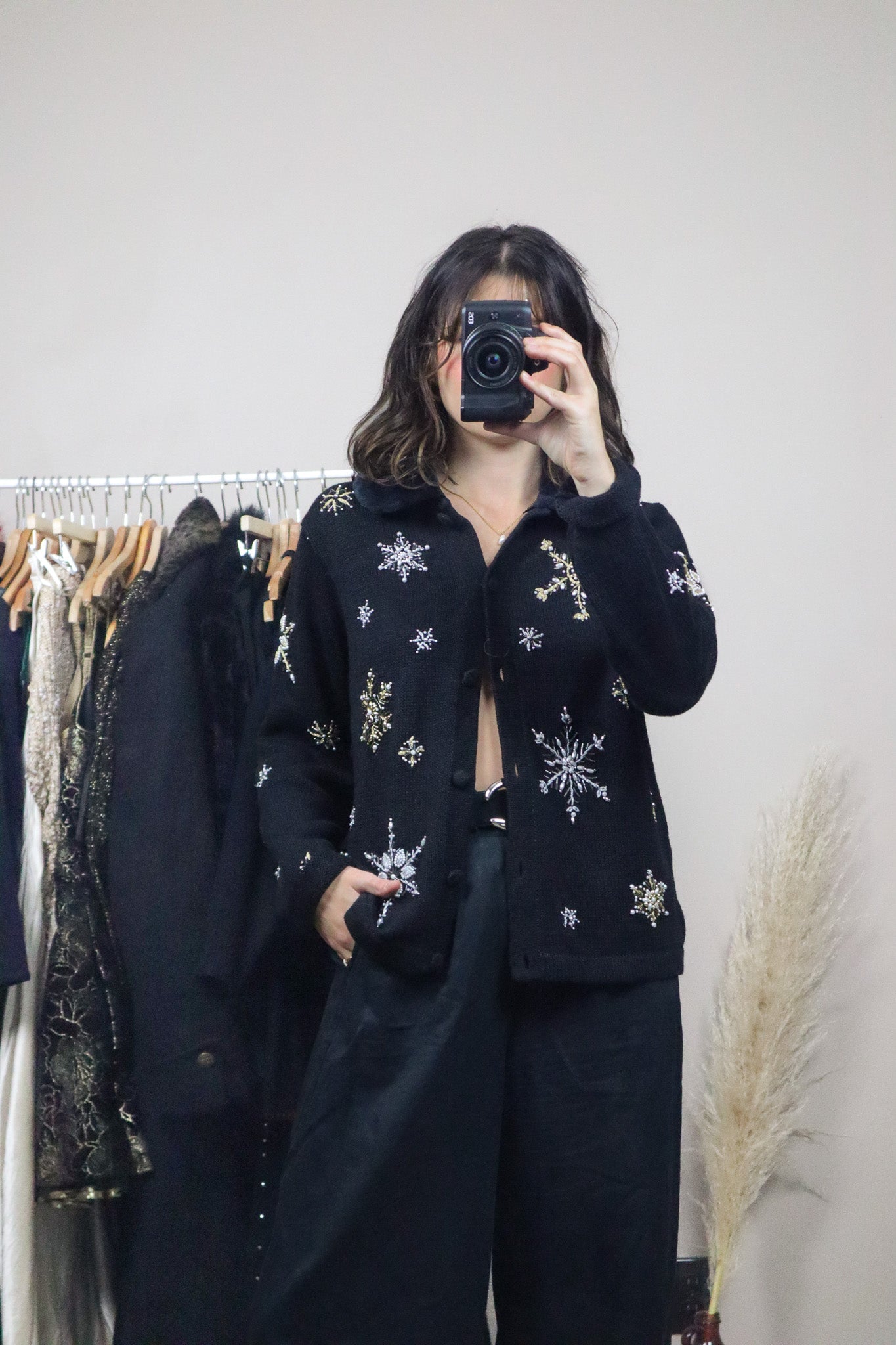 Vintage x Snowflake Beaded Collared (S/M)