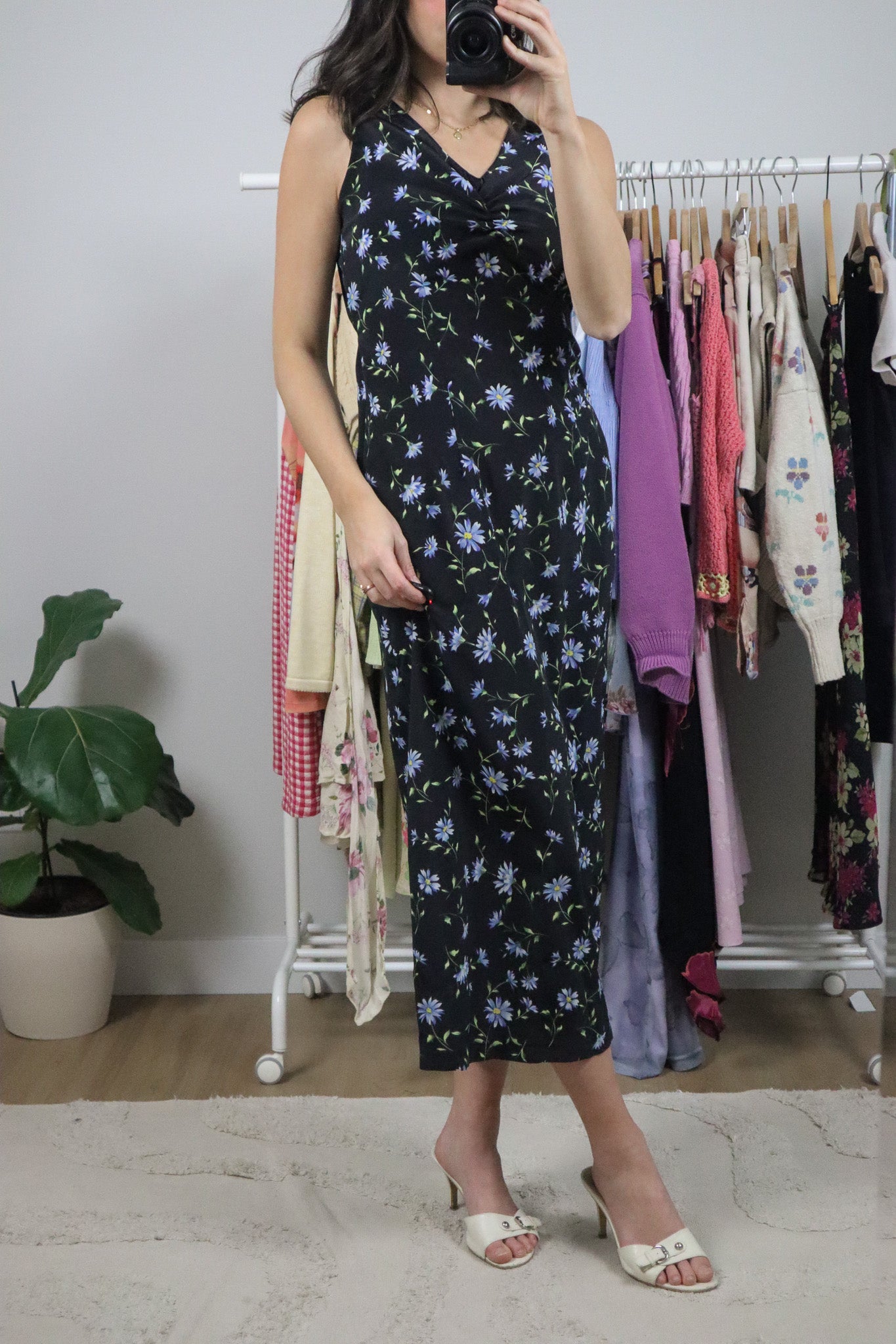 Made in Canada x Vintage x Floral Maxi Dress (4)