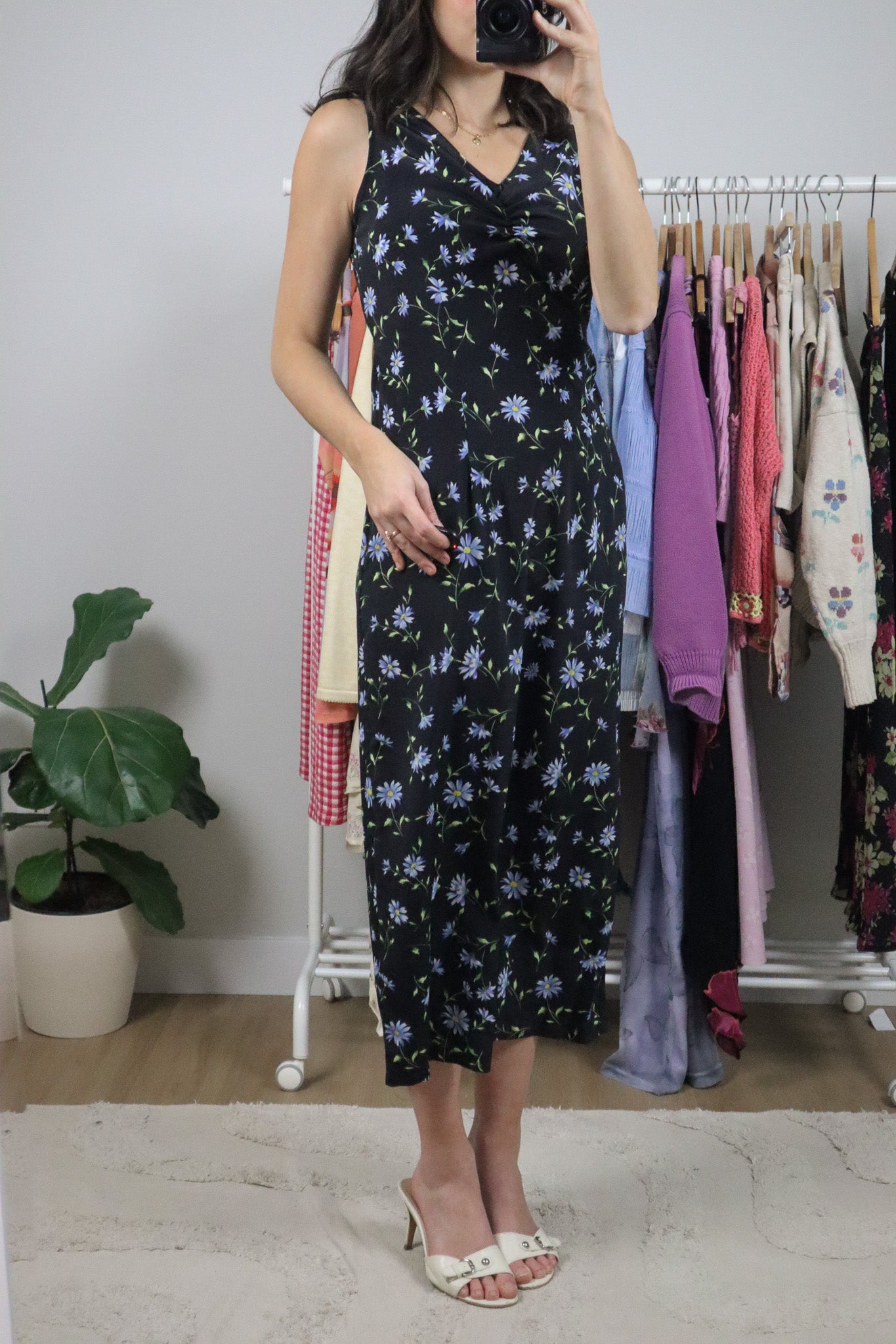 Made in Canada x Vintage x Floral Maxi Dress (4)