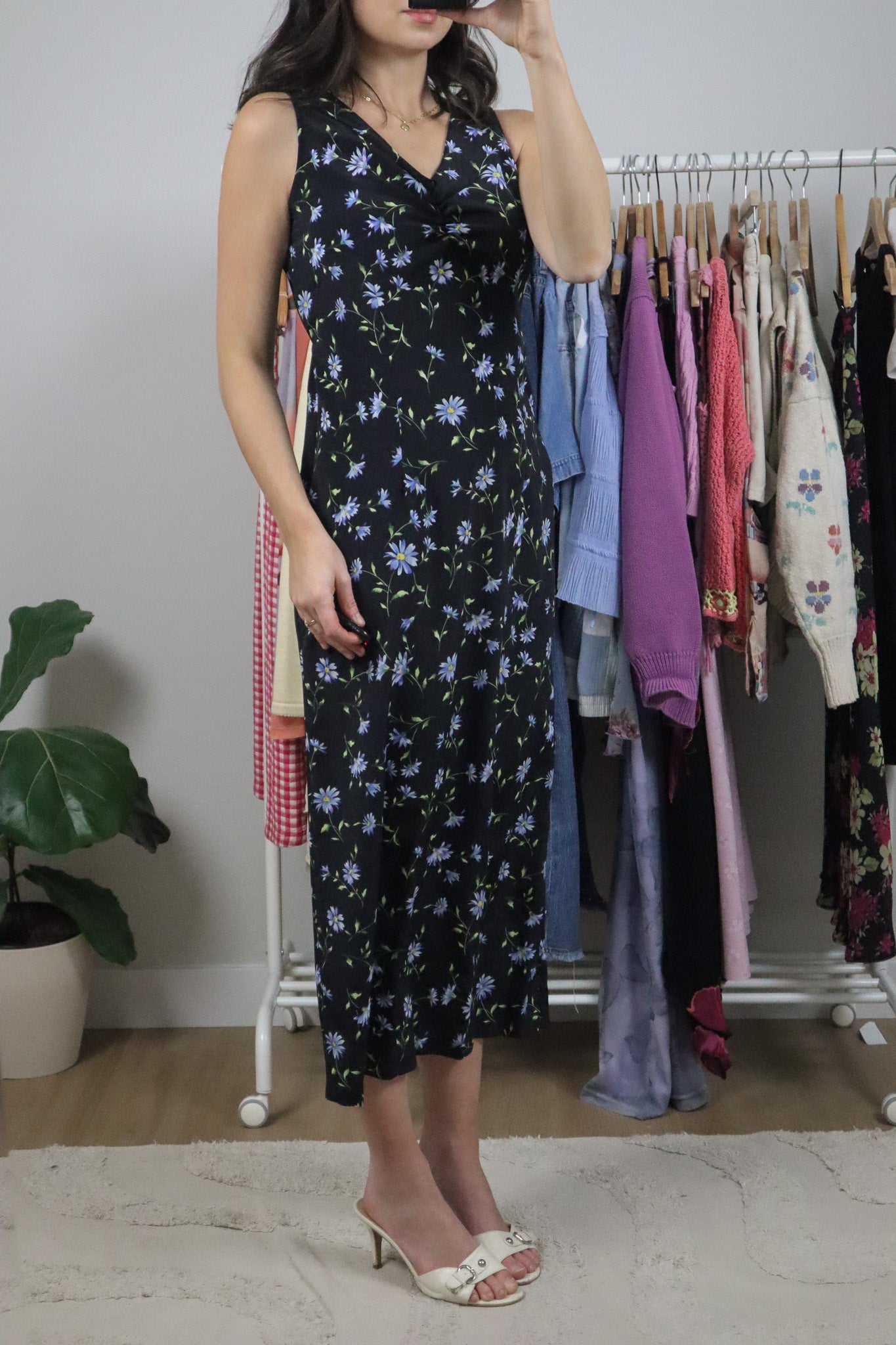 Made in Canada x Vintage x Floral Maxi Dress (4)