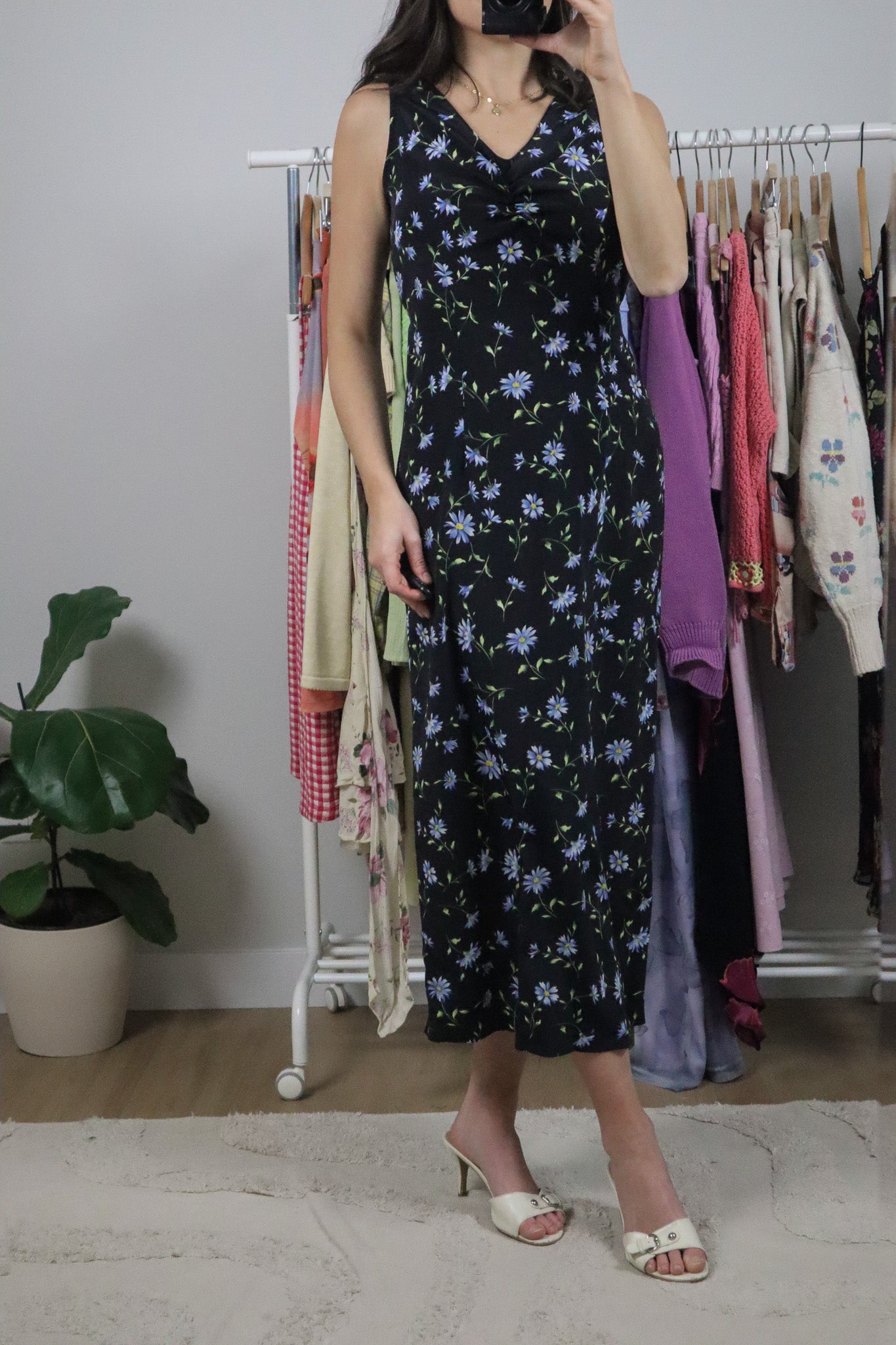 Made in Canada x Vintage x Floral Maxi Dress (4)