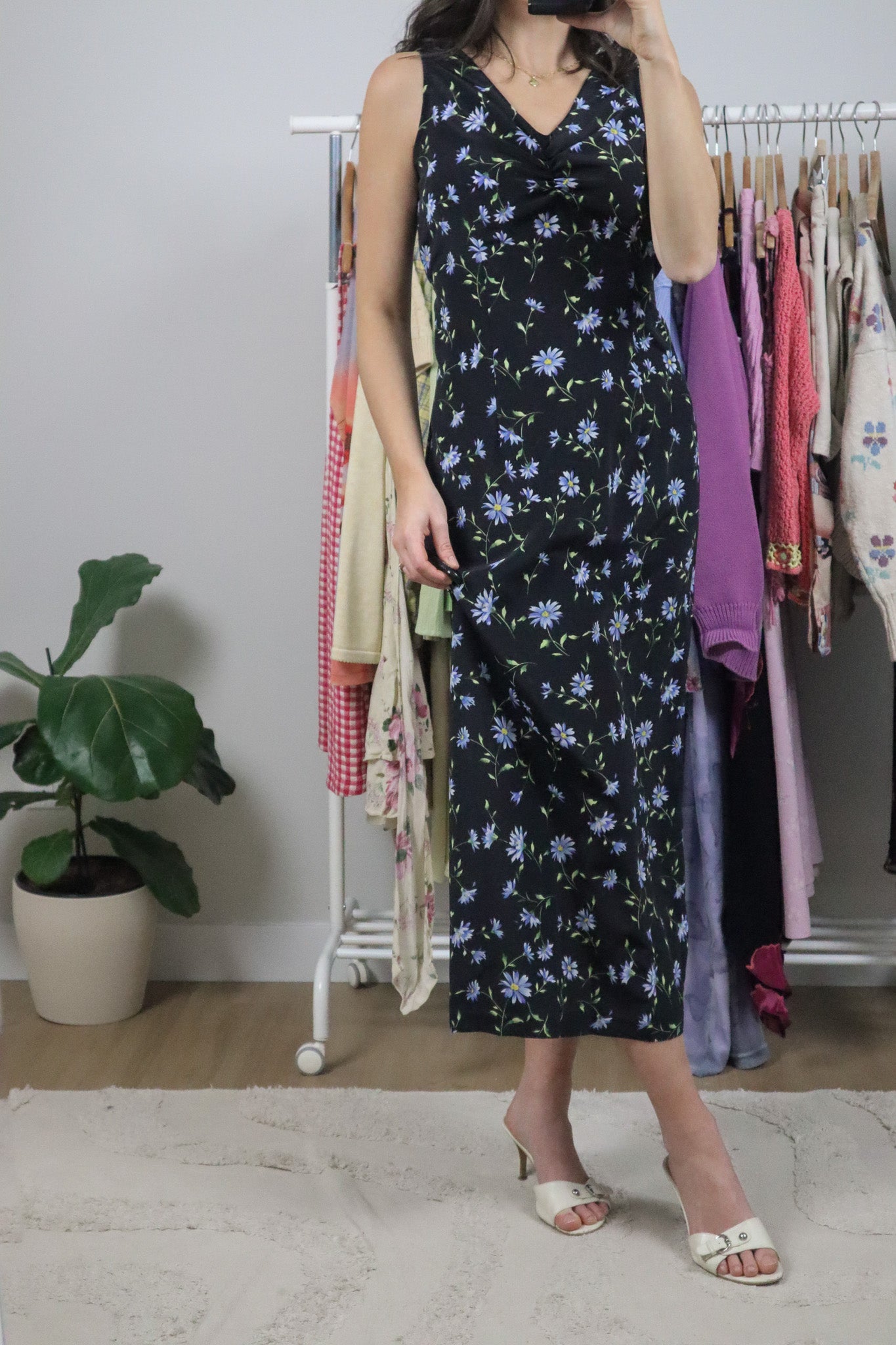 Made in Canada x Vintage x Floral Maxi Dress (4)