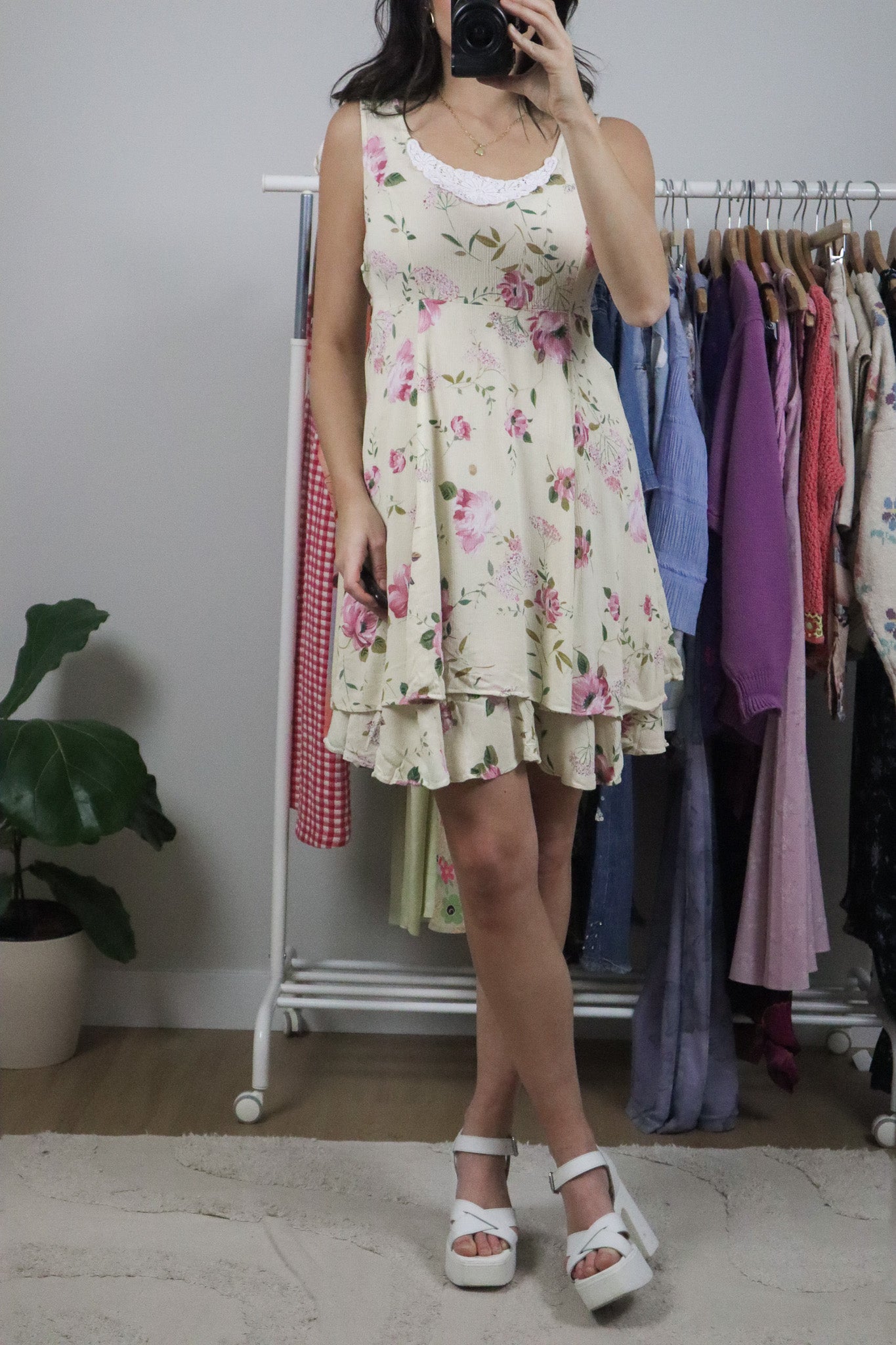 Vintage x Floral Lace Mini Dress (8/10)