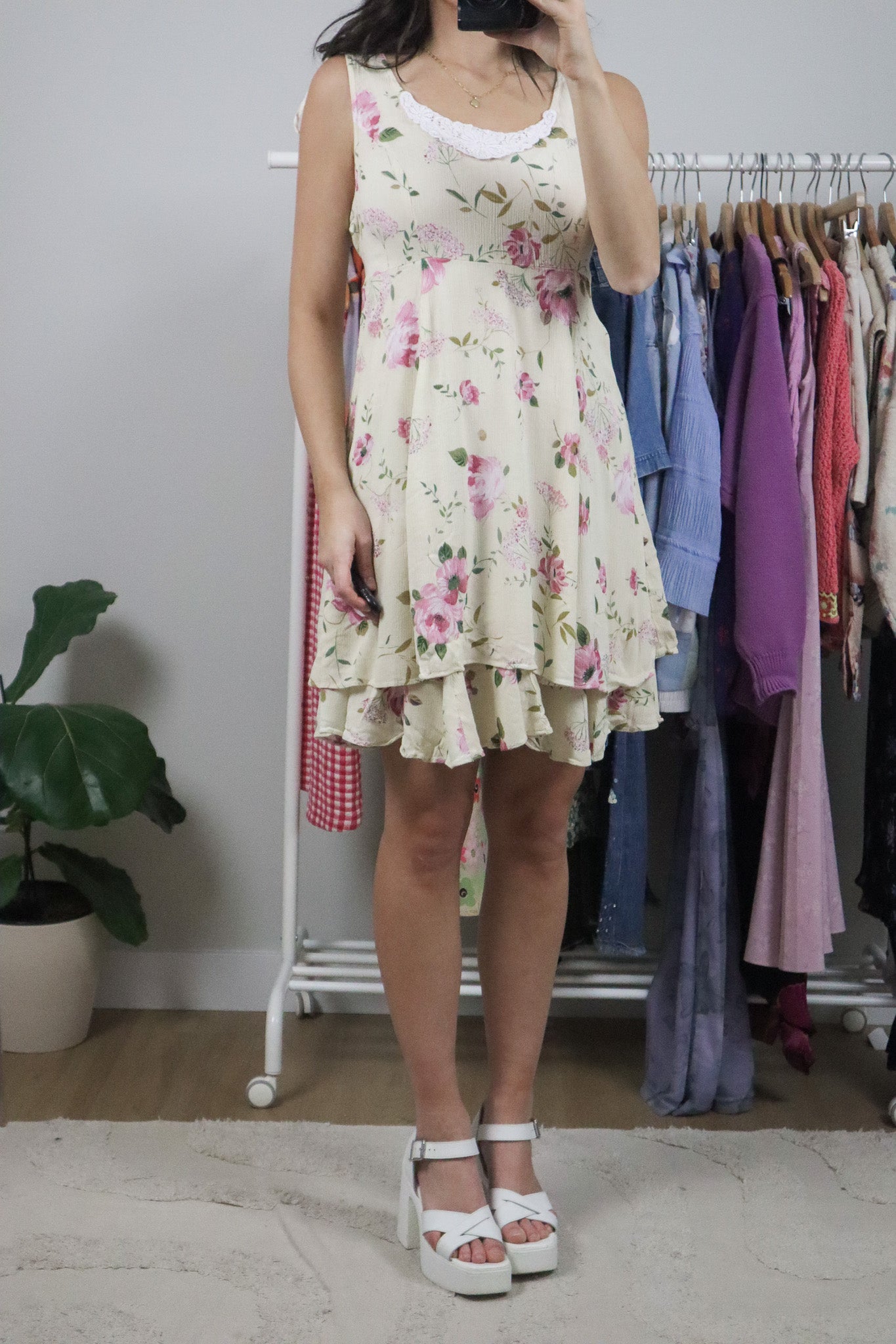 Vintage x Floral Lace Mini Dress (8/10)