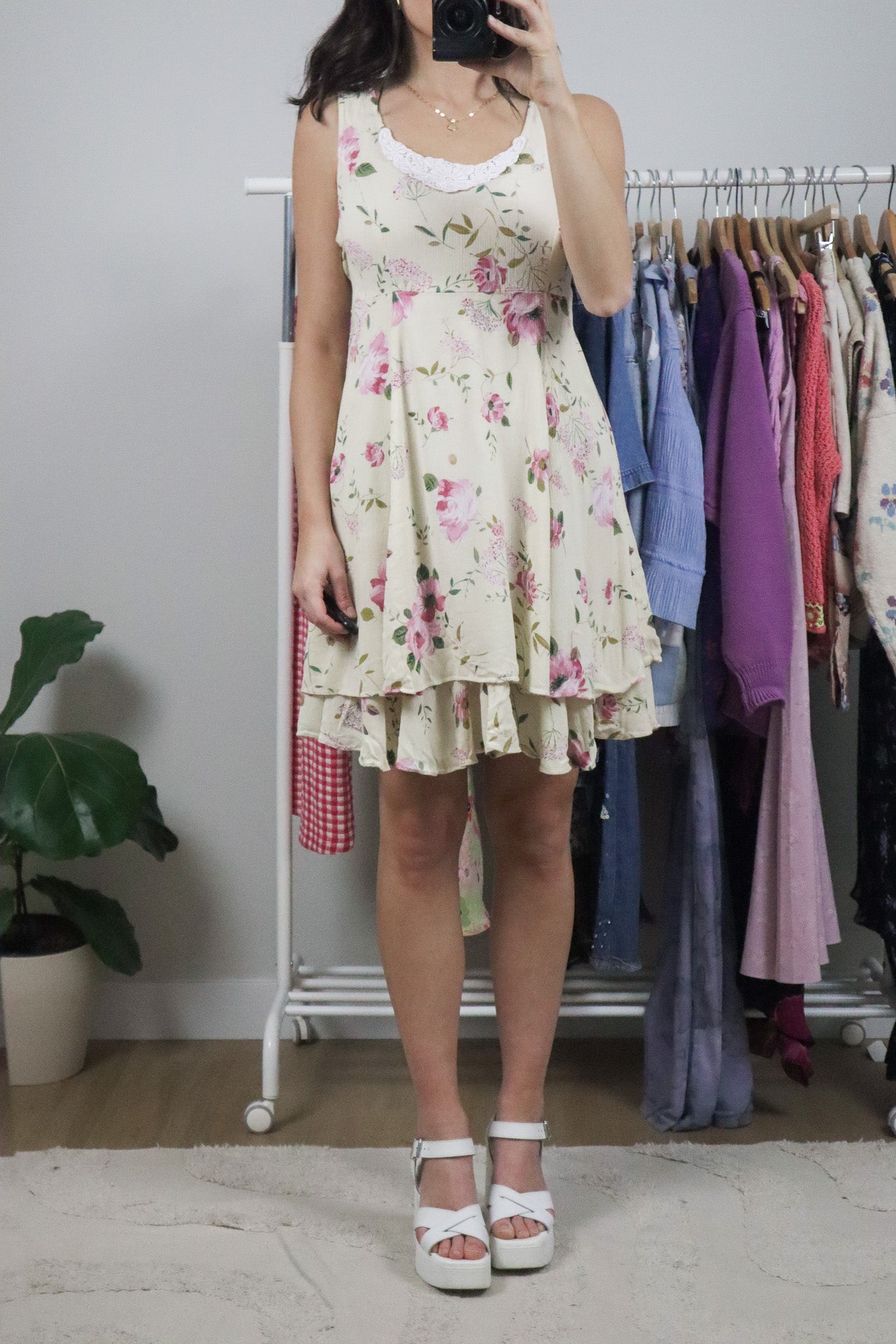 Vintage x Floral Lace Mini Dress (8/10)