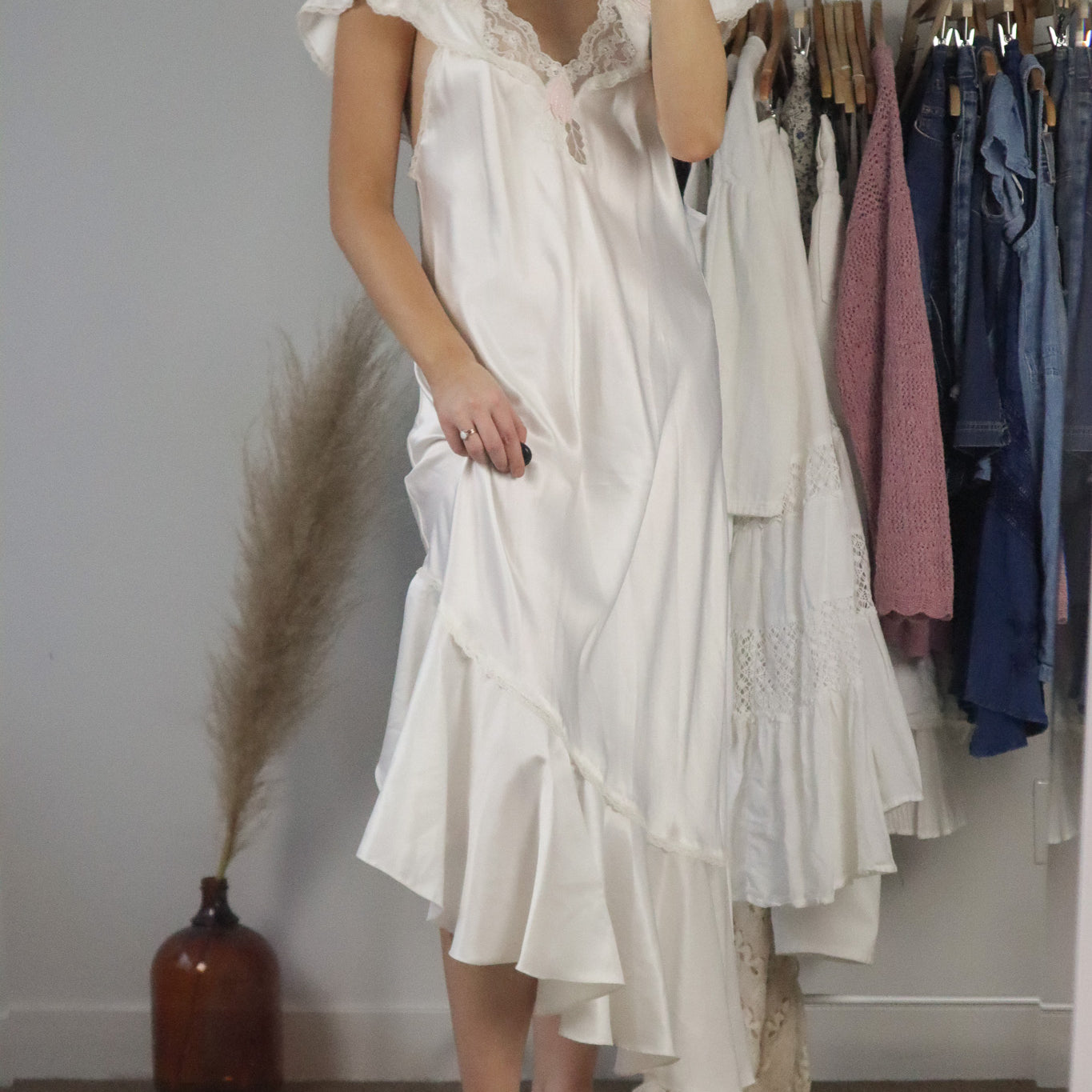 Vintage x Lace Maxi Slip Dress (M/L)