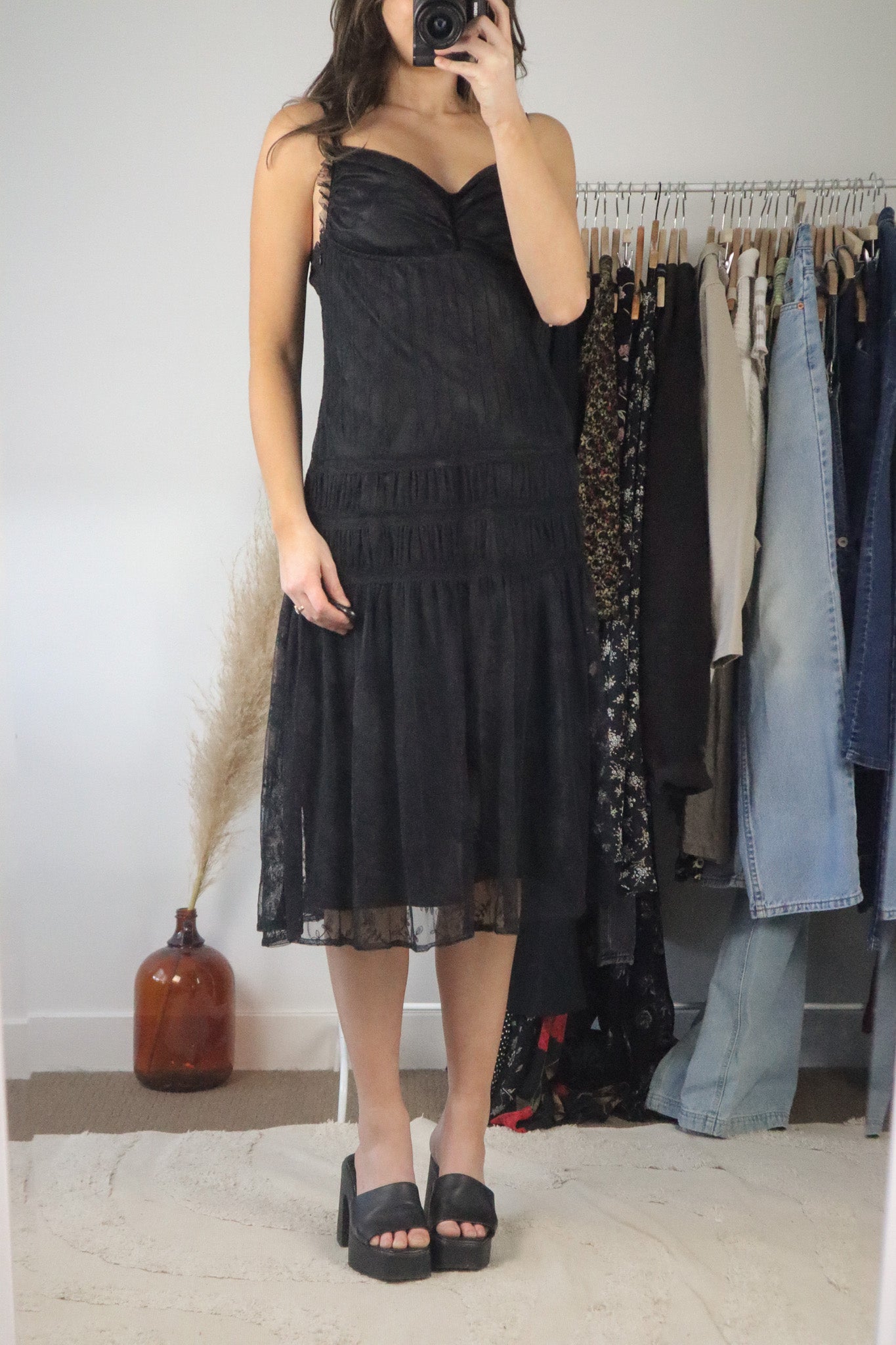 Vintage x Lace Midi Dress (8)