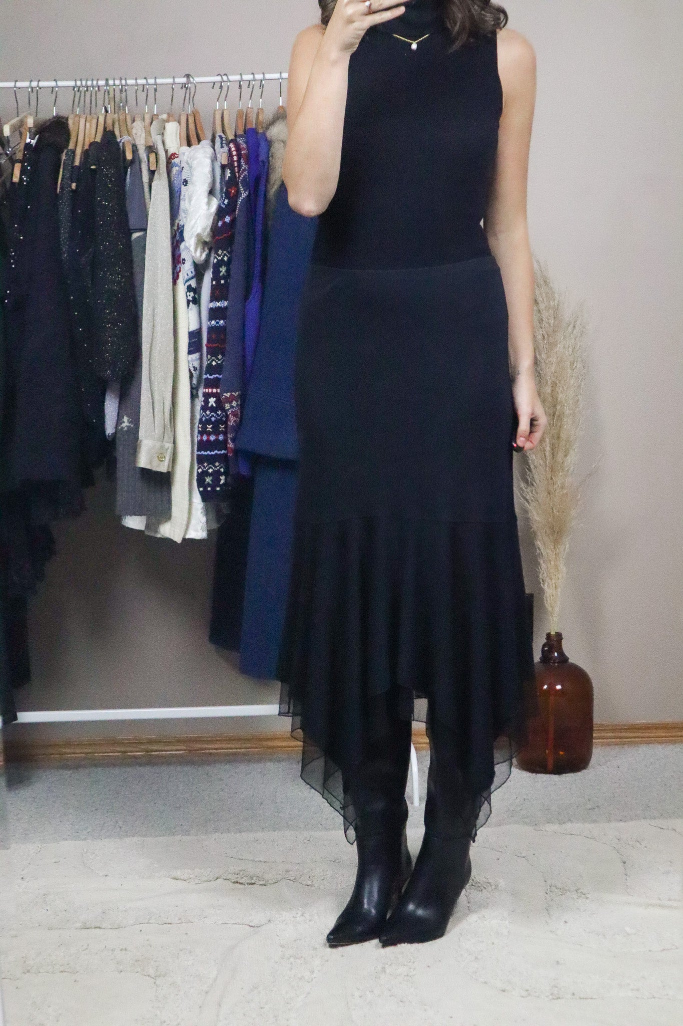 Vintage x Asymmetrical Midi Skirt (8/10)