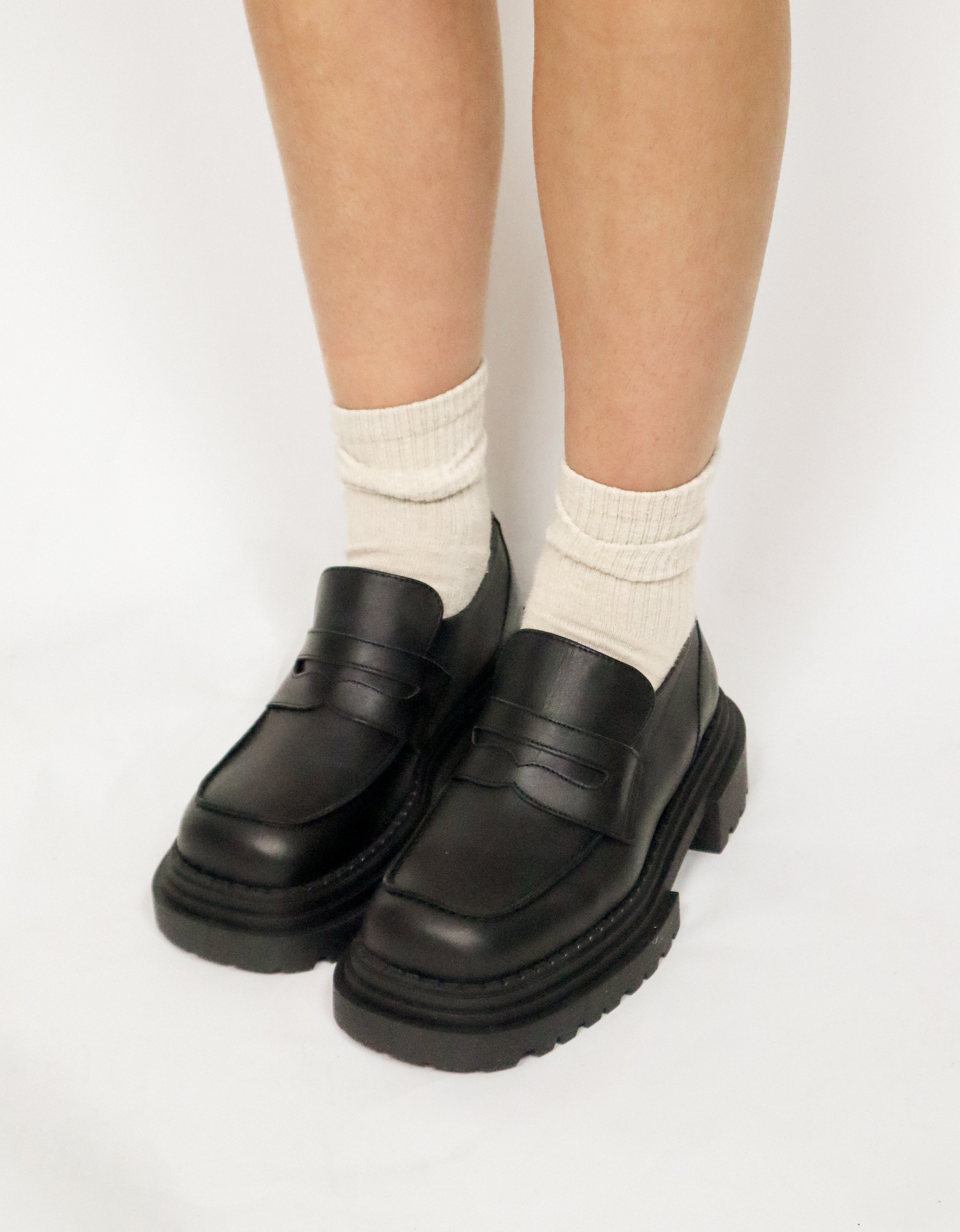 Made in Italy x Leather Loafers (7.5/8)
