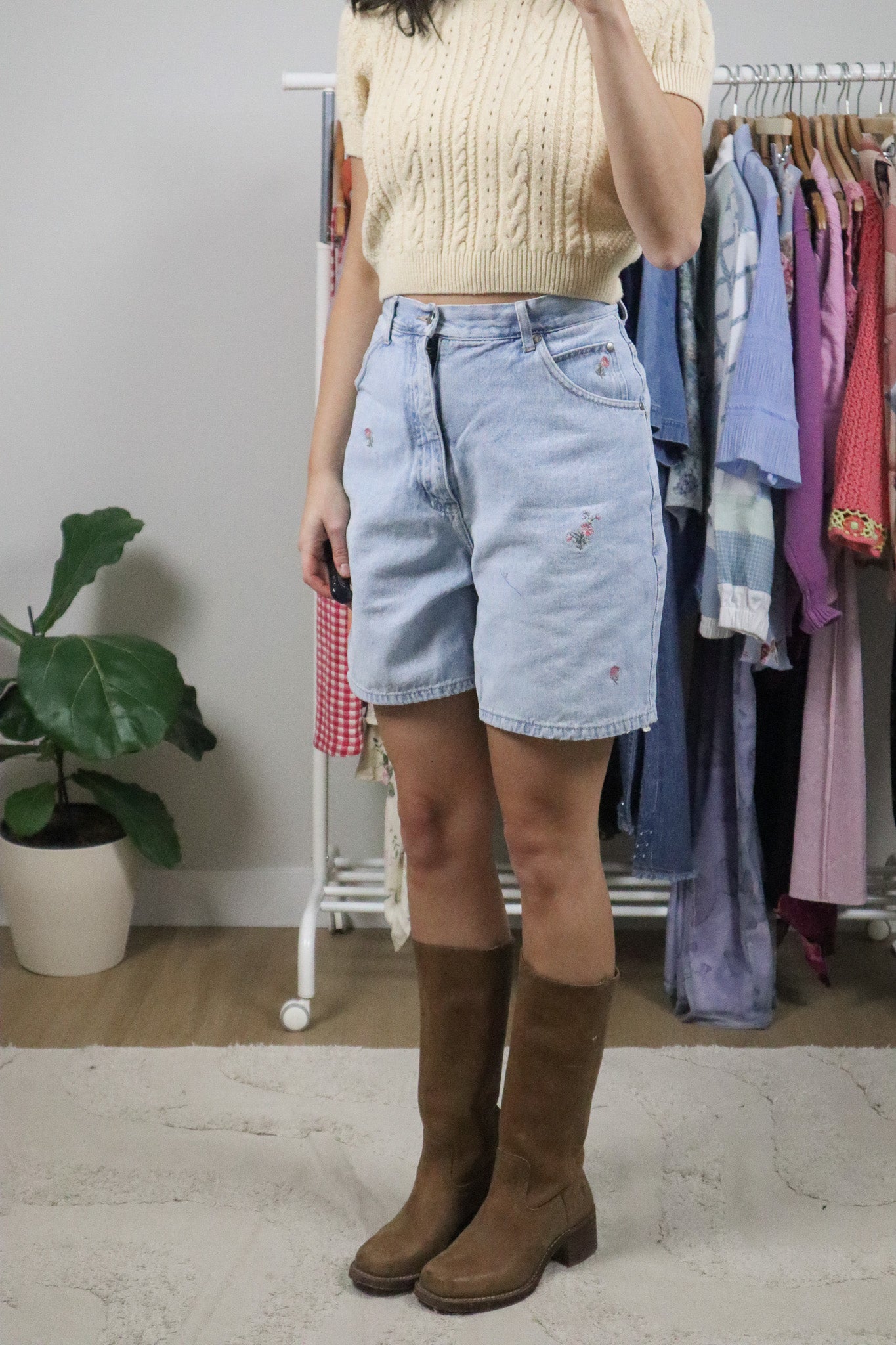 Vintage x Flower Embroidered Shorts (12)