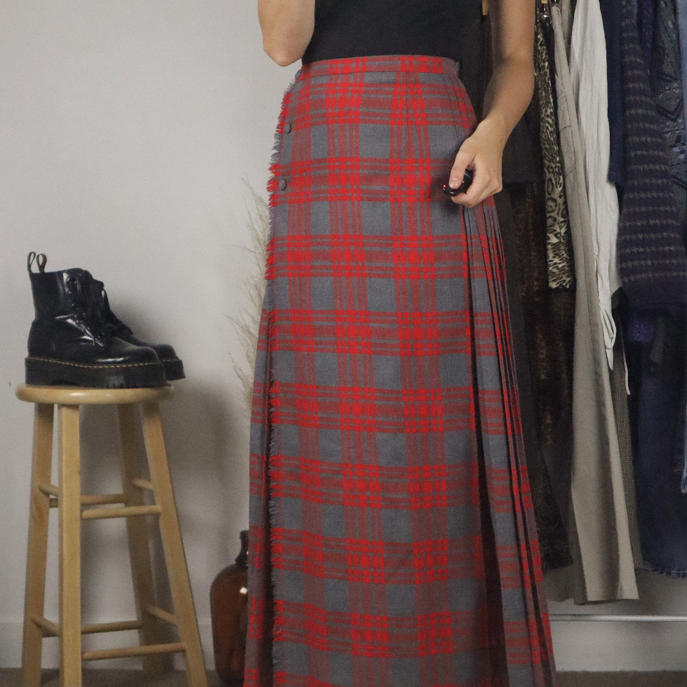 Made in Canada x Vintage 70s x Wool Plaid Maxi Skirt (S)