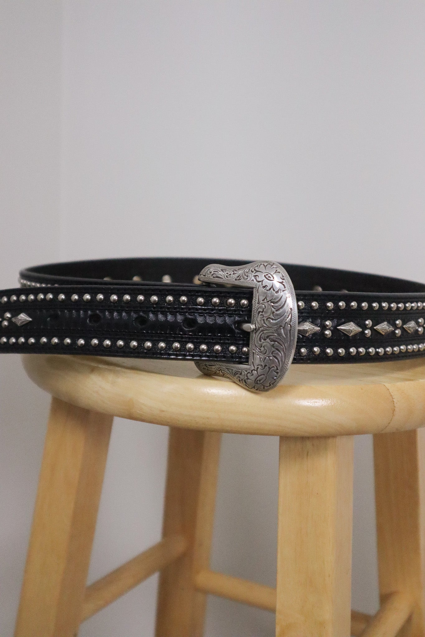 Vintage x Studded Leather Belt (L)