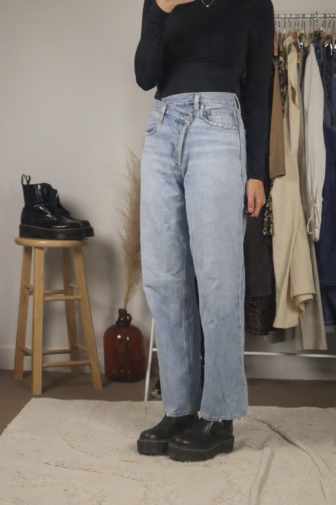 Modern x Agolde Criss Cross Jeans (2)